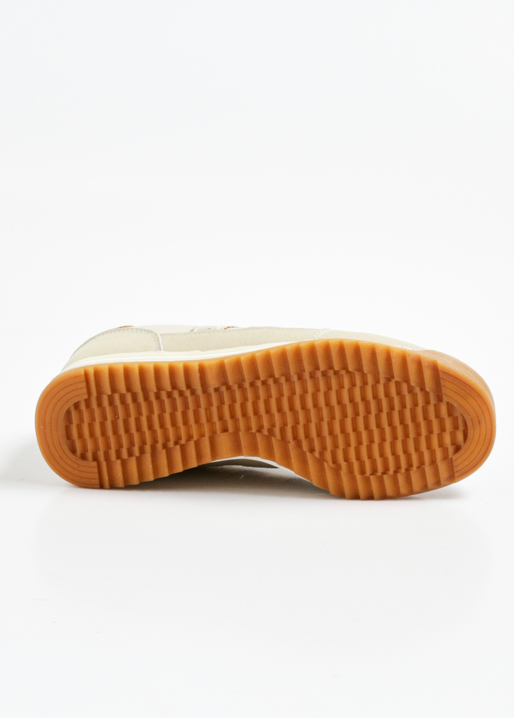 Zapatillas_de_cuña_con_efecto_ante_Beige_UN1_slim