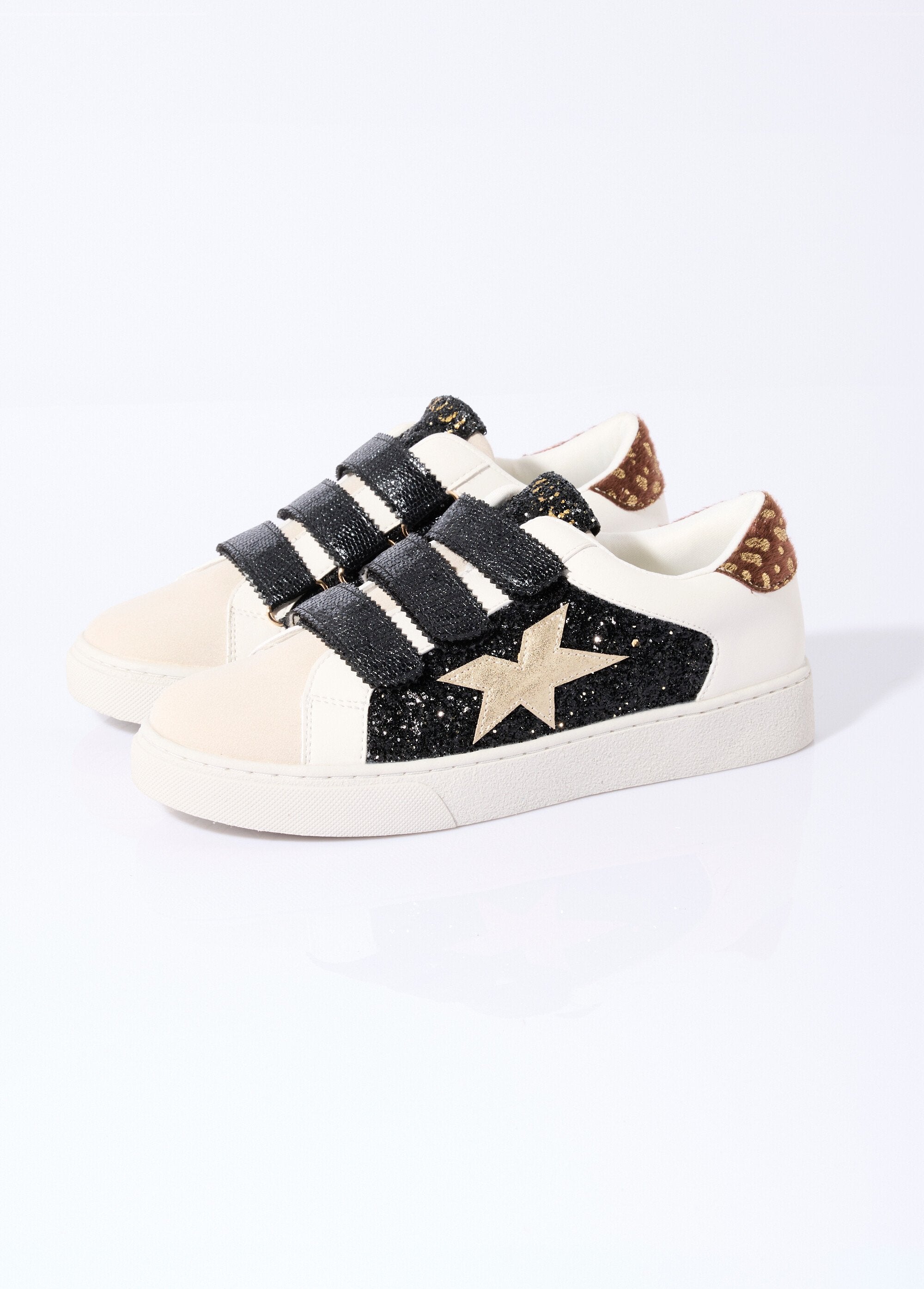 Zapatillas_deportivas_modernas_multimaterial_con_velcro_Beige_y_negro_DE1_slim