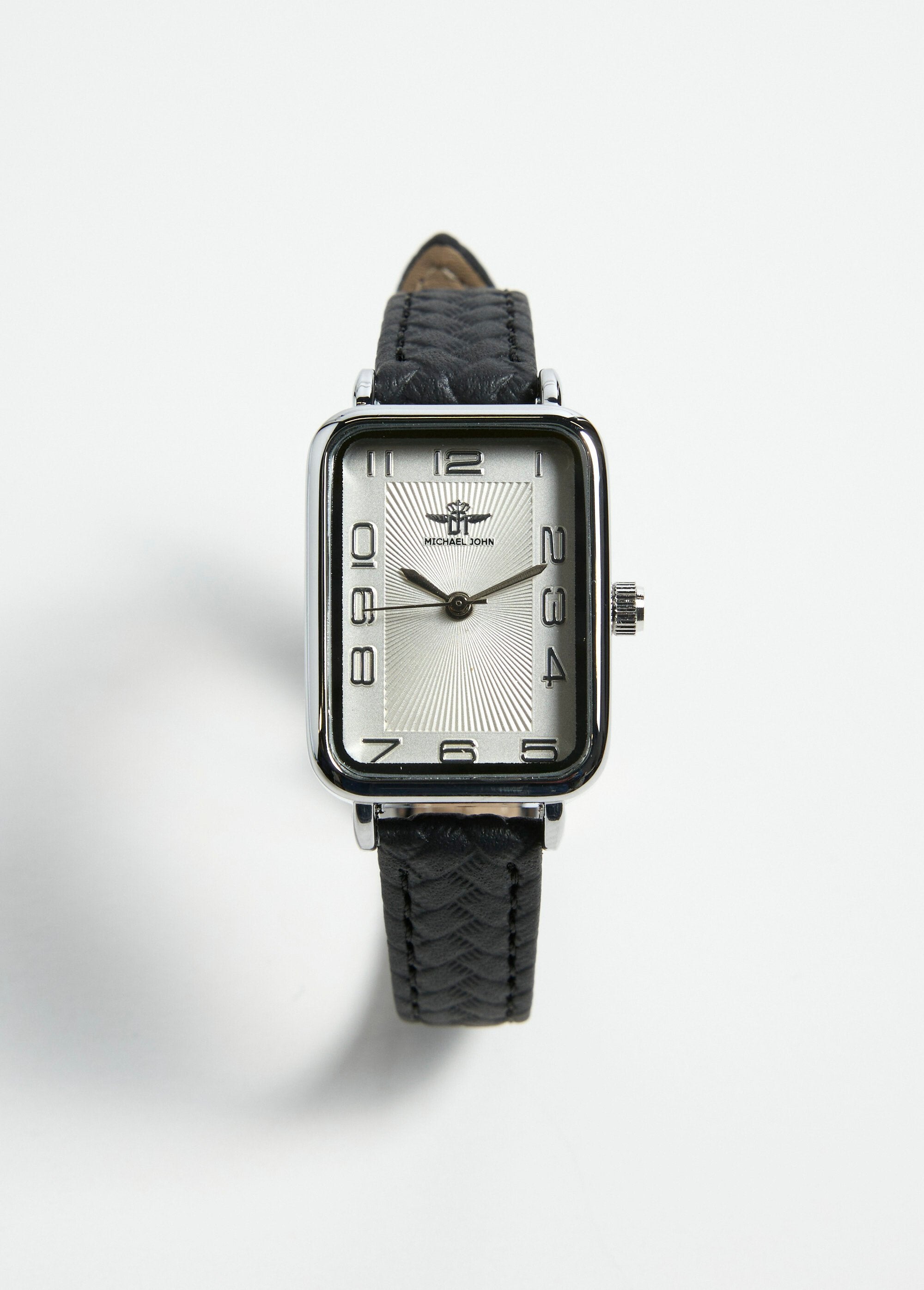 Reloj_rectangular_de_acero_inoxidable_Negro_FA1_slim
