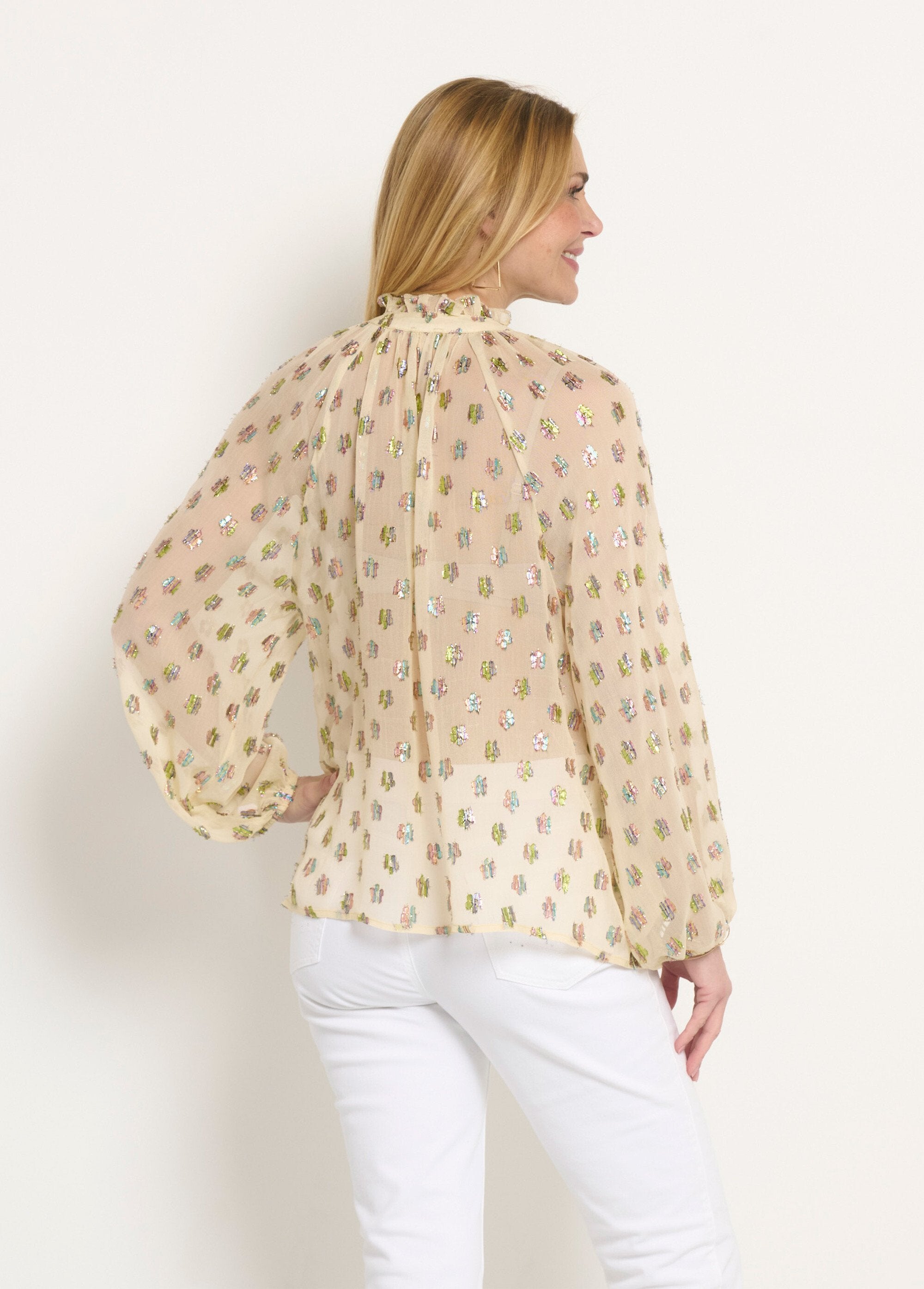 Blusa_de_velo_con_motivo_metalizado_y_cuello_en_V_Crudo_DO1_slim