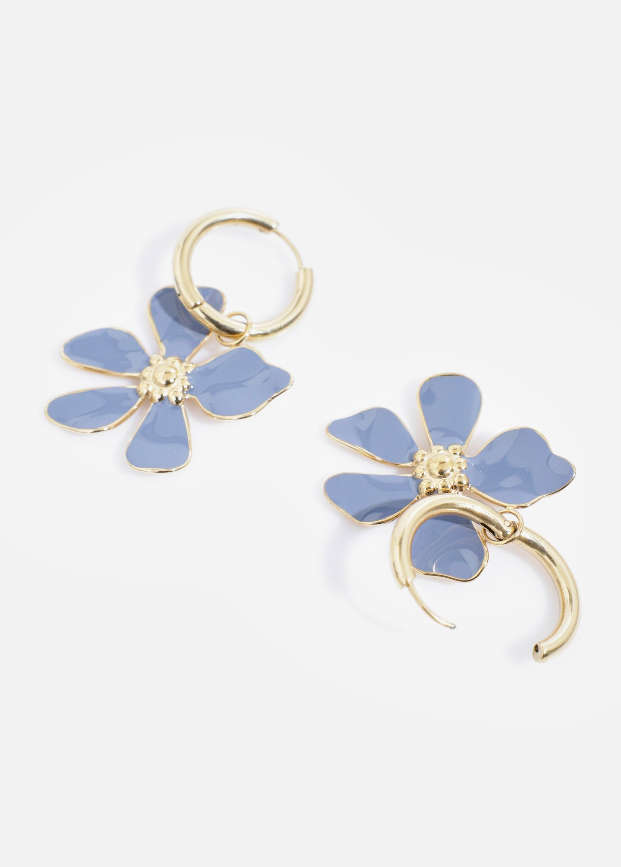 Pendientes_de_acero_inoxidable_con_motivo_de_flor_azul_Oro_y_azul_DE1_slim