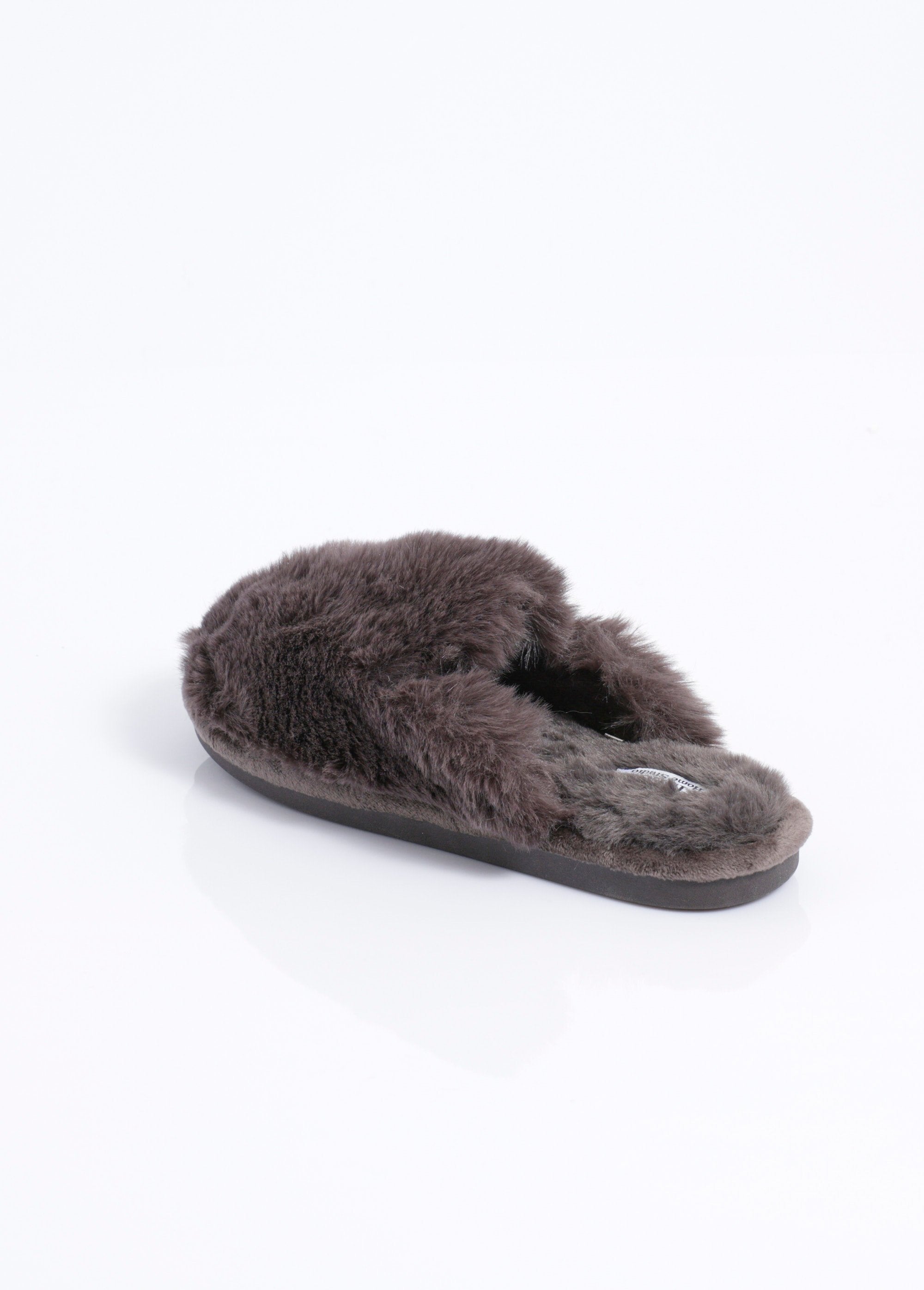 Pantuflas_mule_de_piel_suave_y_cálida_Gris_DO1_slim