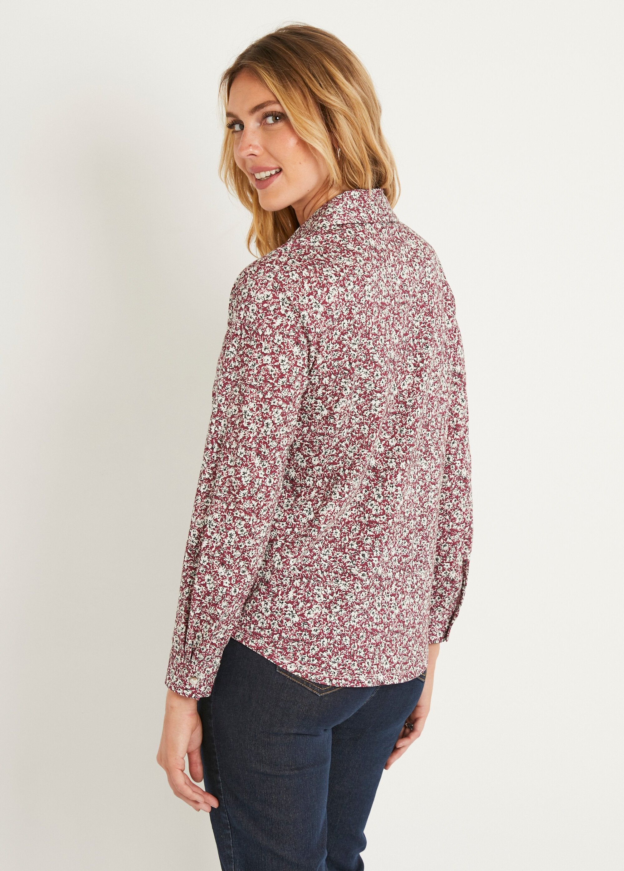 Blusa_recta_de_algodón_con_botones_Burdeos_DO1_slim