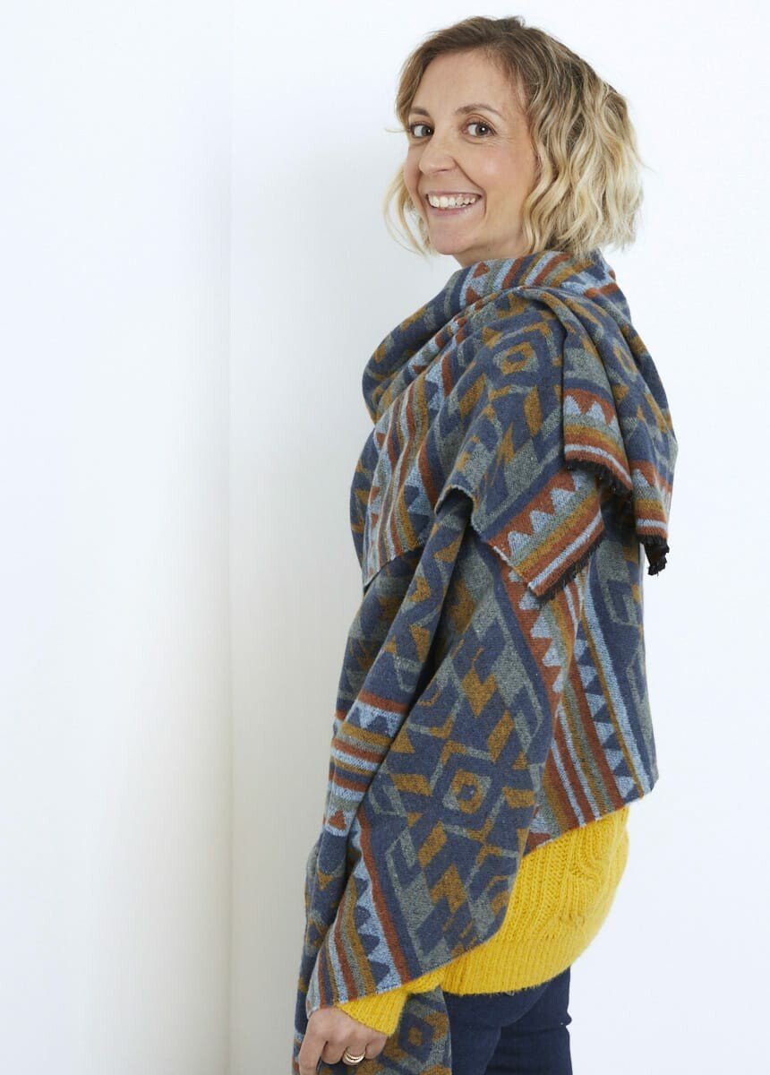 Bufanda_Azul_y_miel_DR1_slim