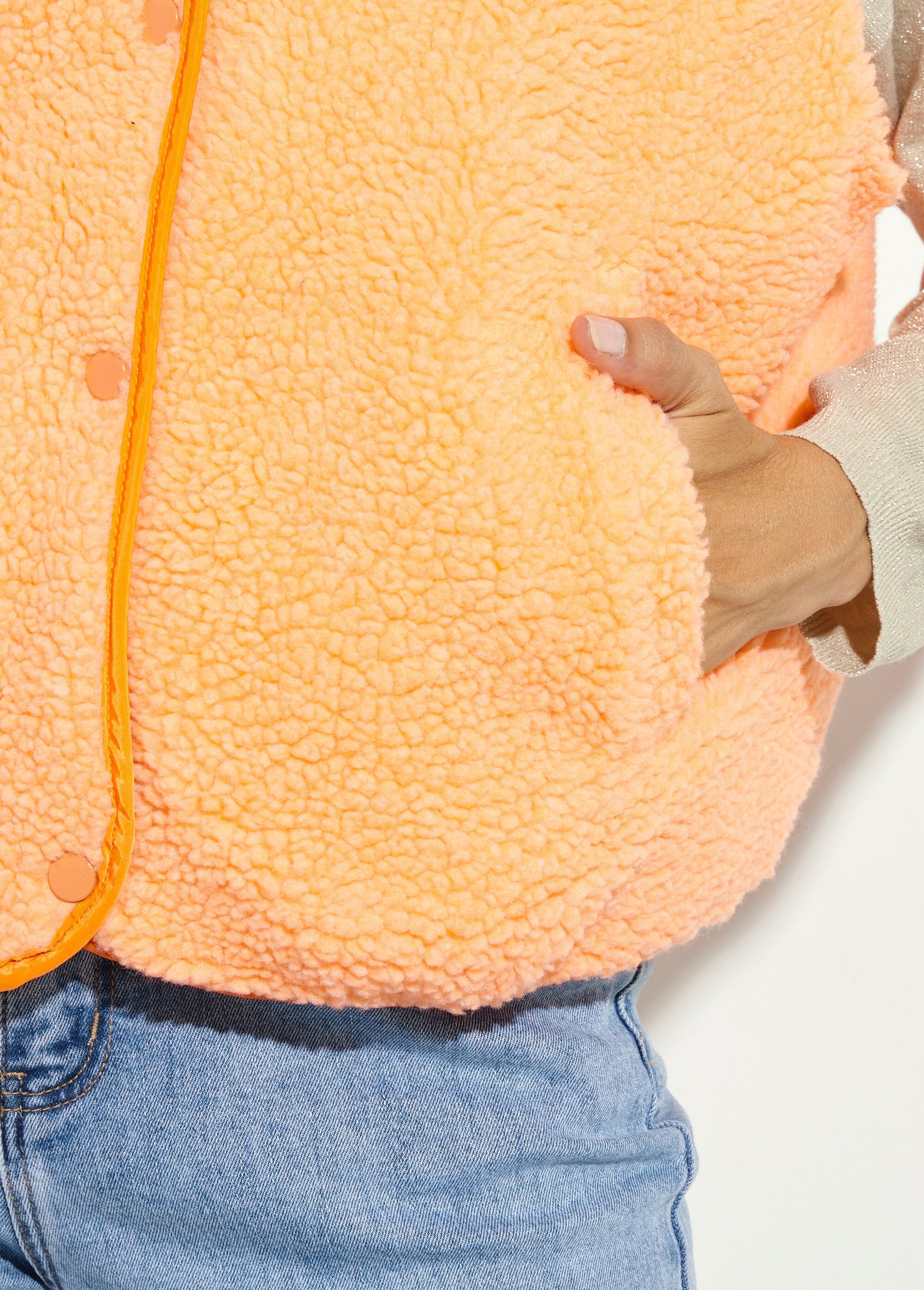 Chaleco_sin_mangas,_piel_sintética_fluorescente_Naranja_neón_DE2_slim