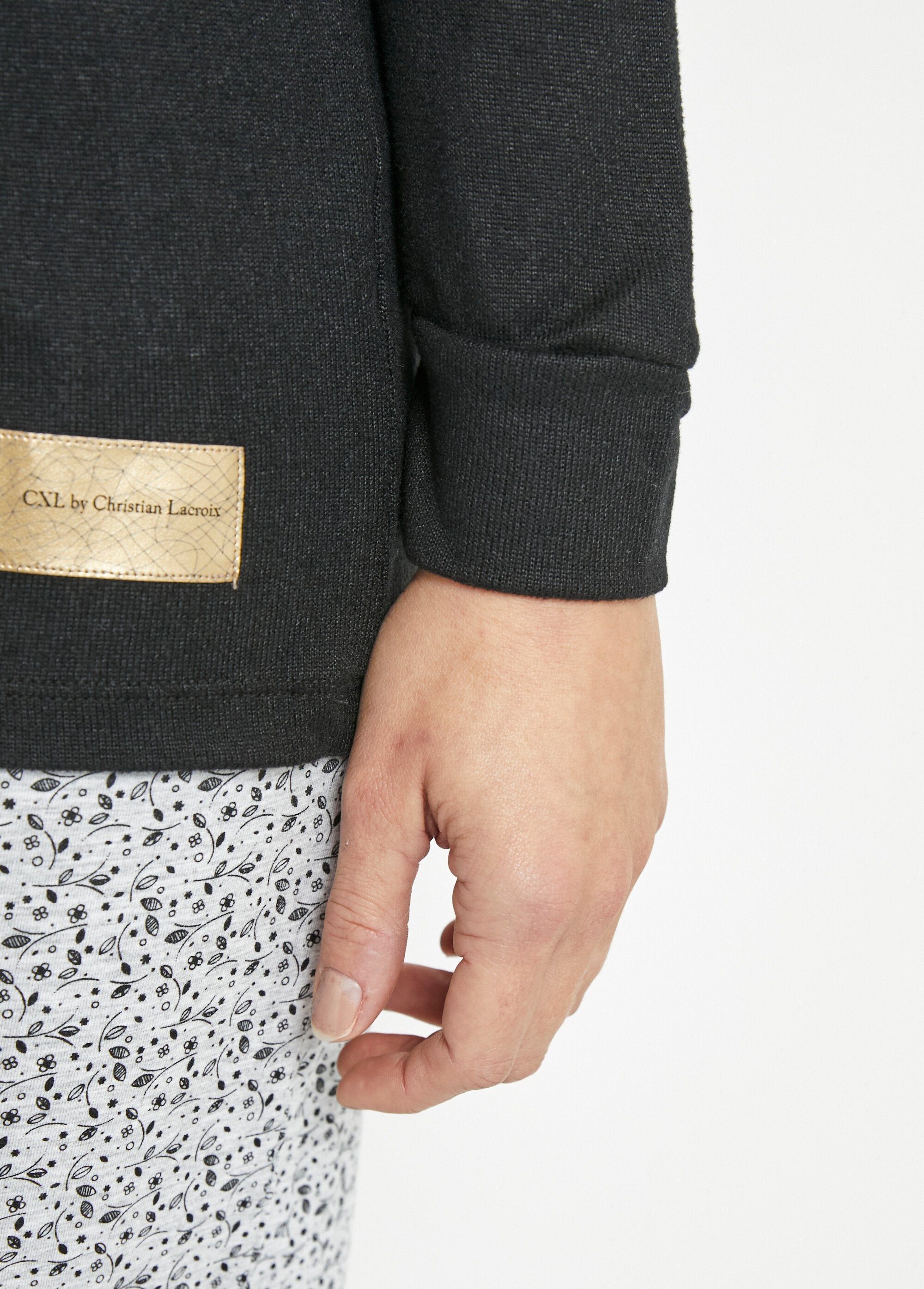 Top_de_pijama_liso_de_manga_larga_Negro_DE2_slim