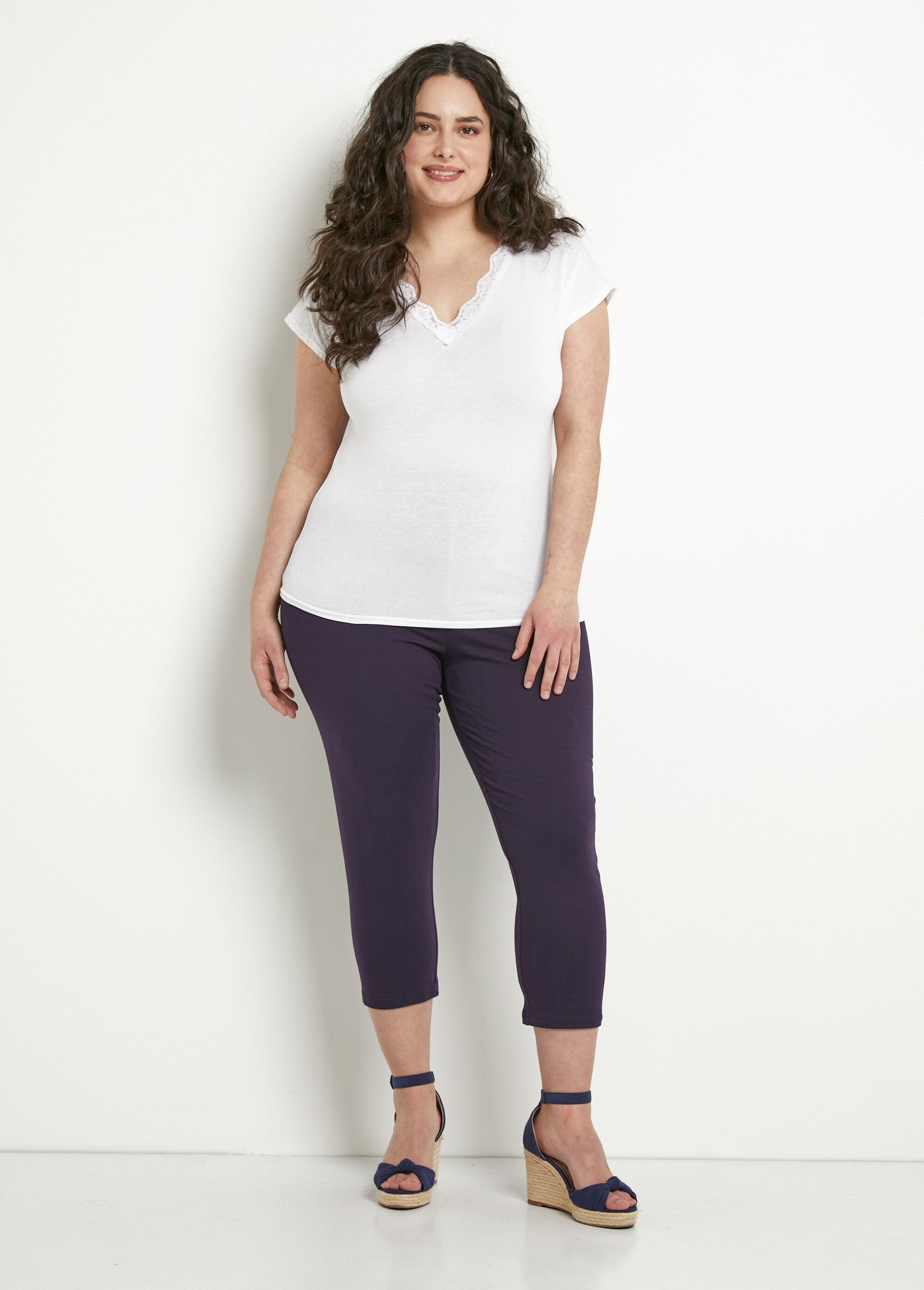 Leggings_cortos_con_cinturilla_elástica_en_algodón_ciruela_simple_SF1_curvy