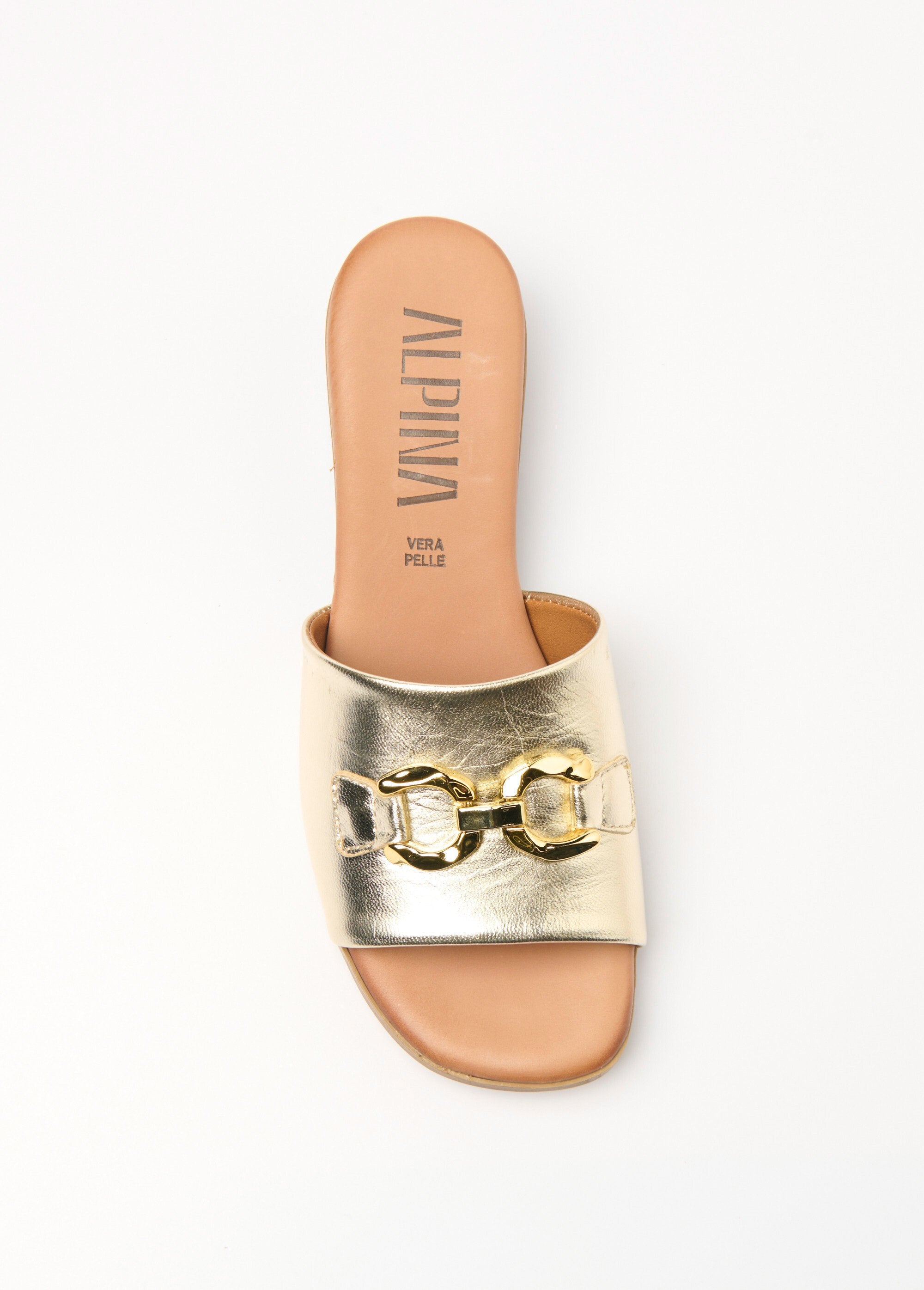 Mules_de_piel_con_tacón_y_detalle_metálico_Plata_OV1_slim