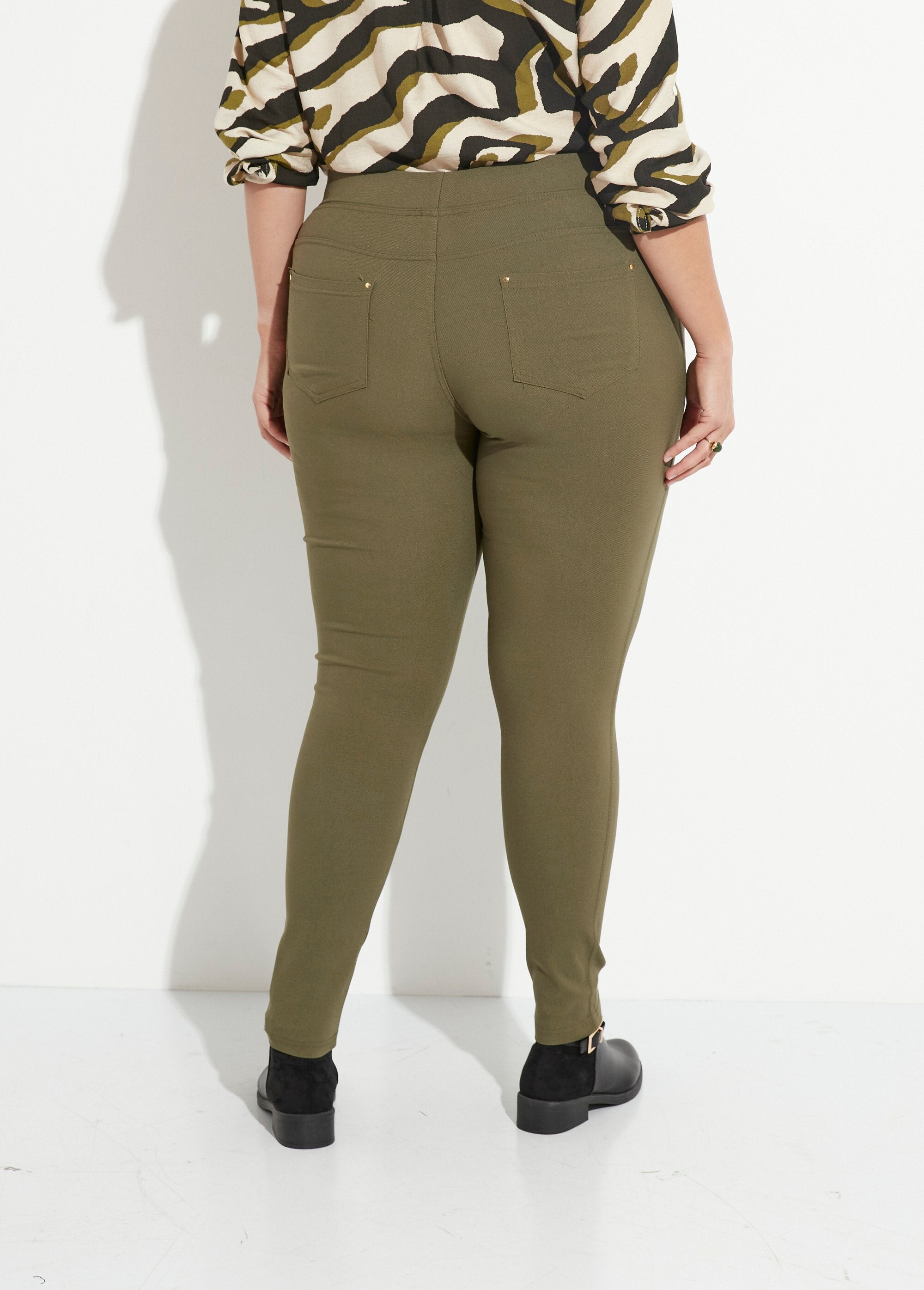 Pantalones_elásticos_con_cintura_elástica_Caqui_DO1_curvy