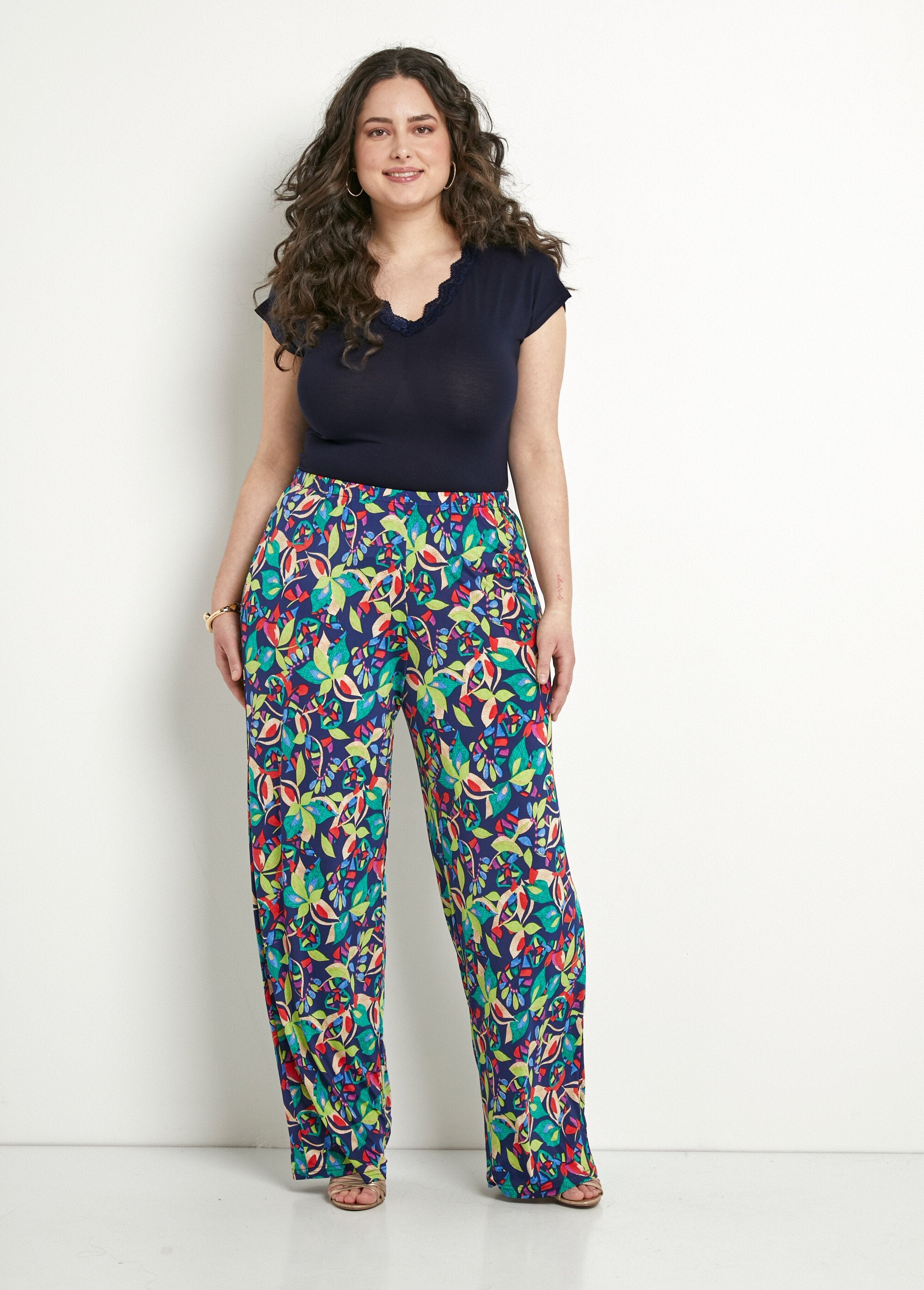 Pantalones_fluidos_de_malla_con_cintura_elástica_azul_marino_y_verde_SF1_curvy