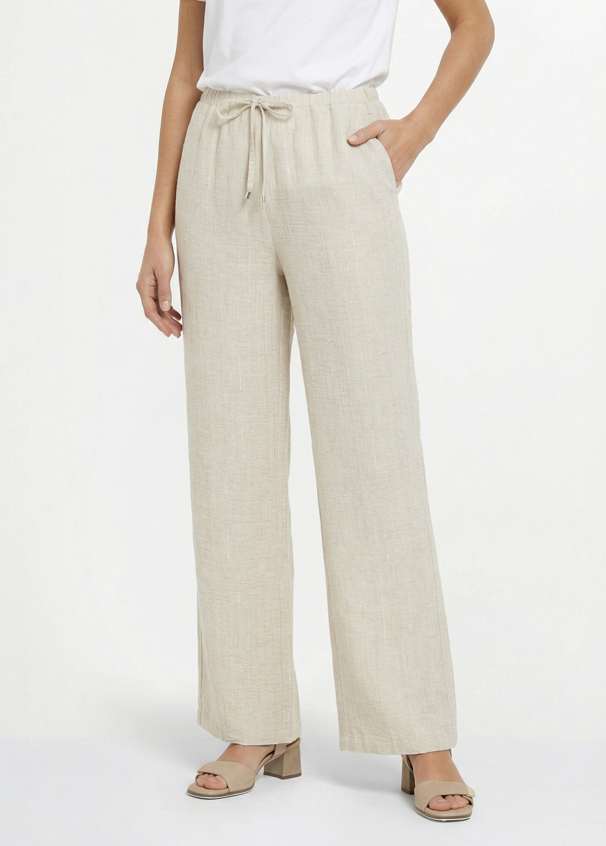 Pantalones_de_vestir_a_rayas_con_apariencia_irregular_Beige_FA1_slim