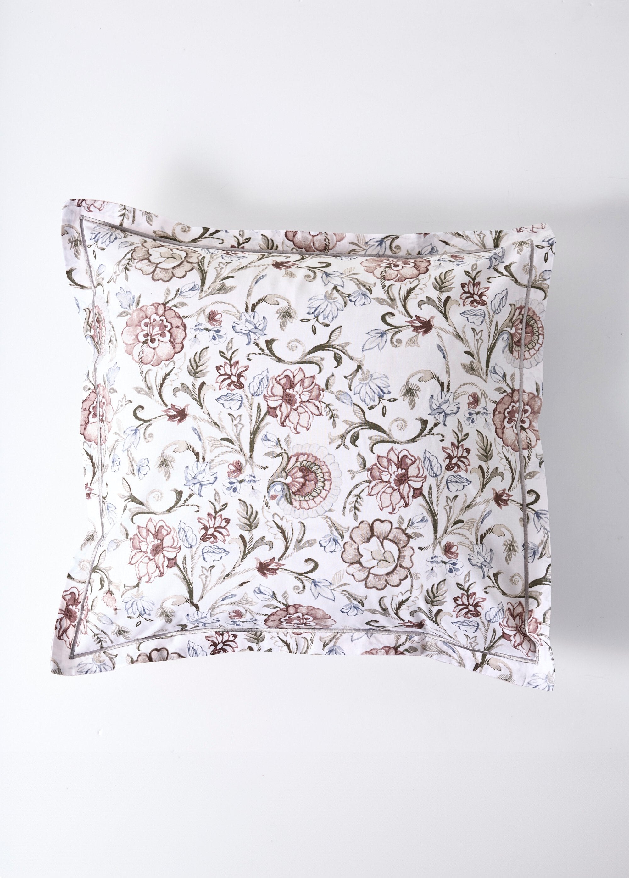 Juego_de_cama_de_4_piezas_con_sábana_encimera,_camelias_Gris_DE4_slim