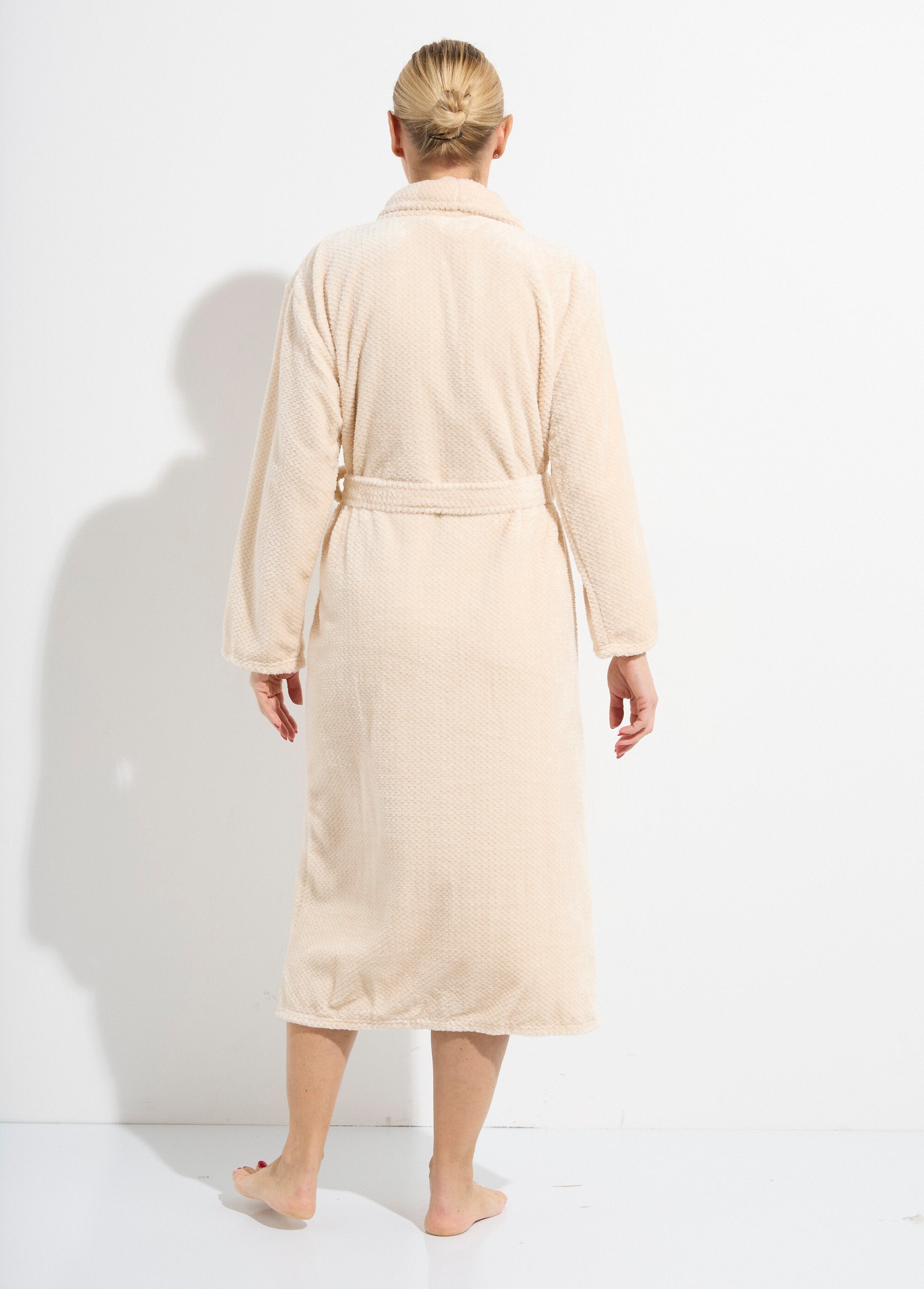 Albornoz_largo_de_forro_polar_de_lujo_Marfil_DO1_slim