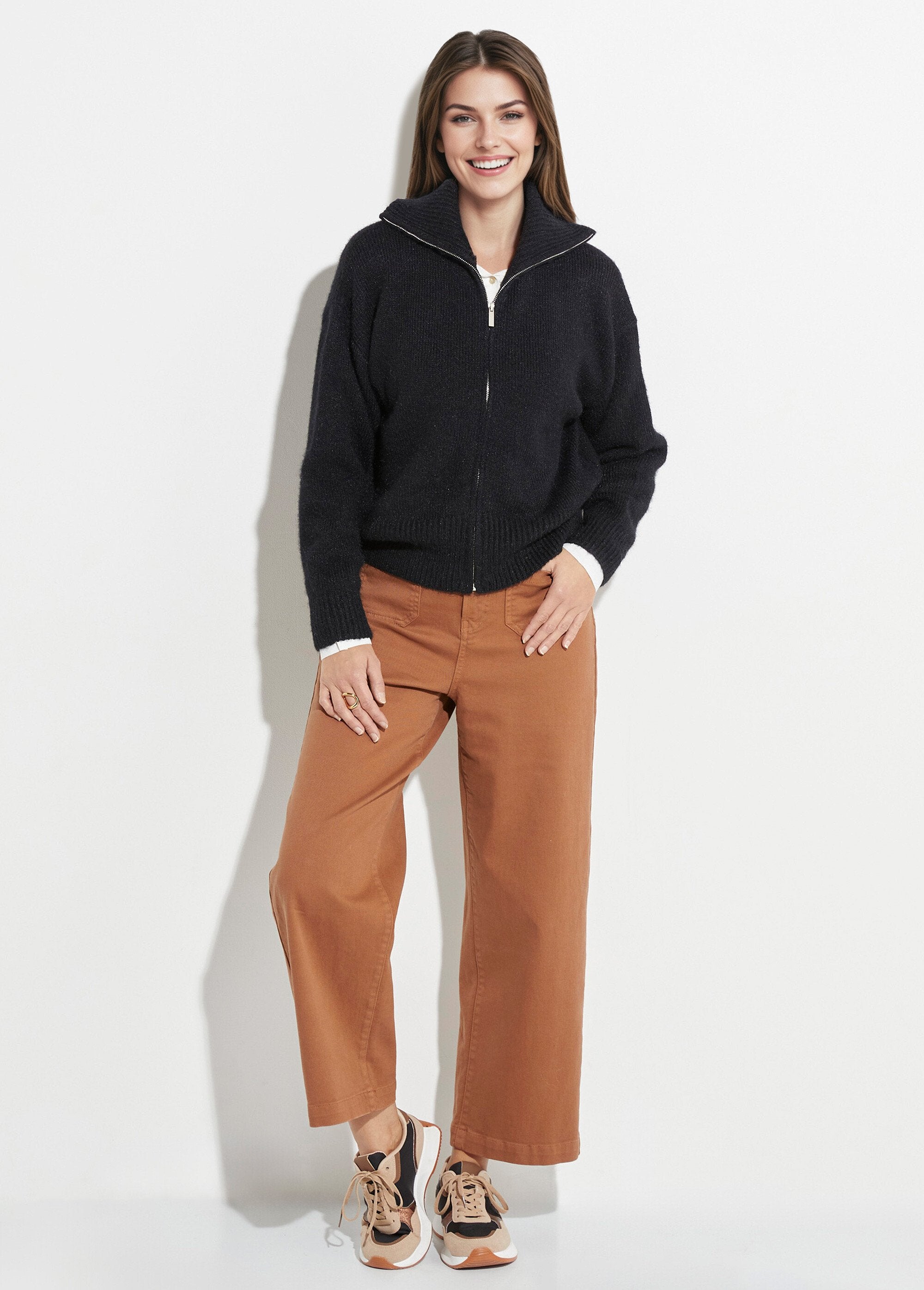 Suéter_de_punto_con_cremallera_y_cuello_alto_Negro_SF1_slim