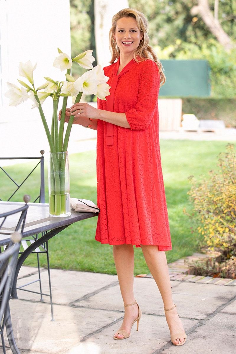 Vestido_ancho_de_punto_de_encaje_Coral_FA1_slim