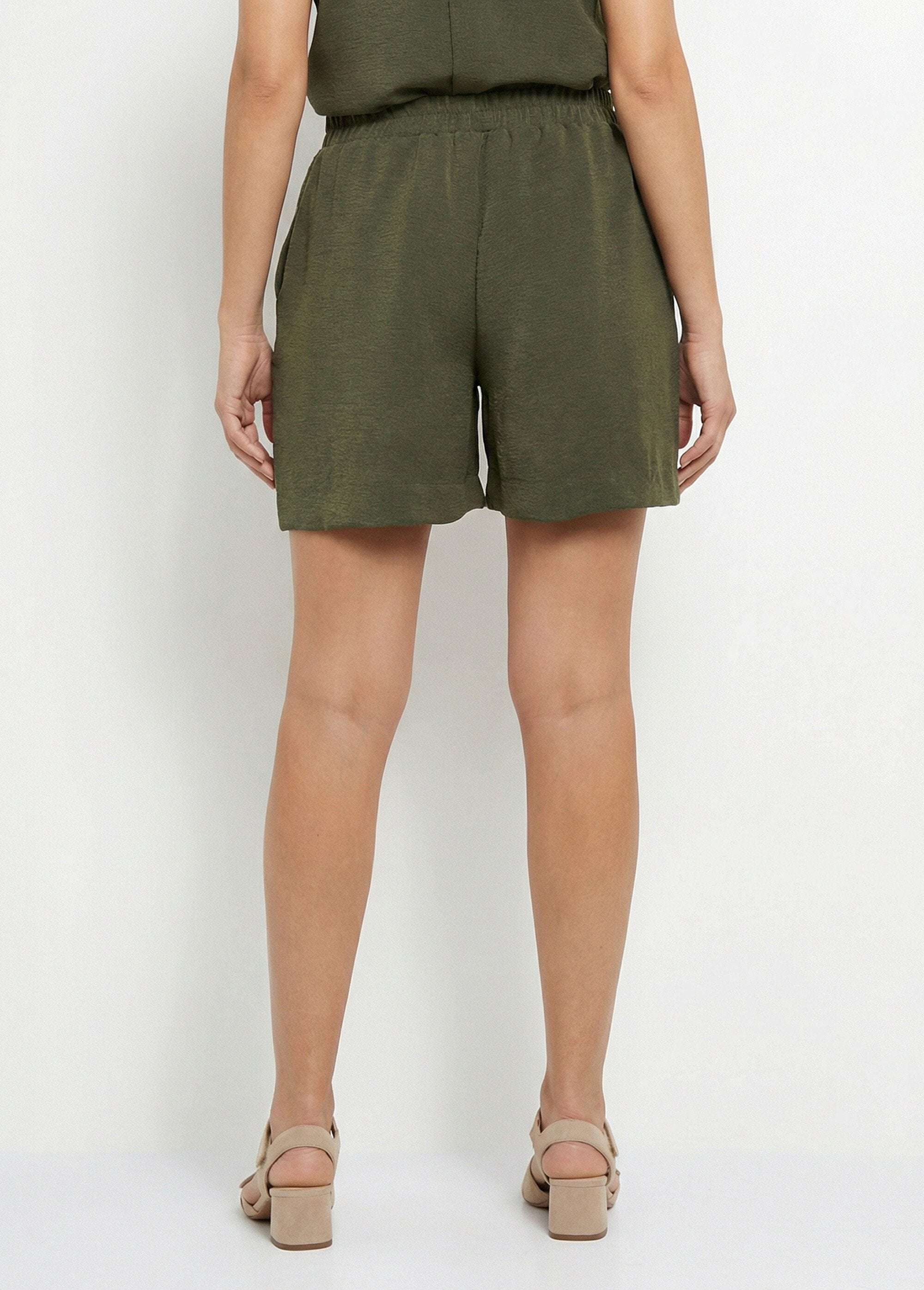 Short_souple_texturé,_noué_à_la_taille_Kaki_DO1_slim