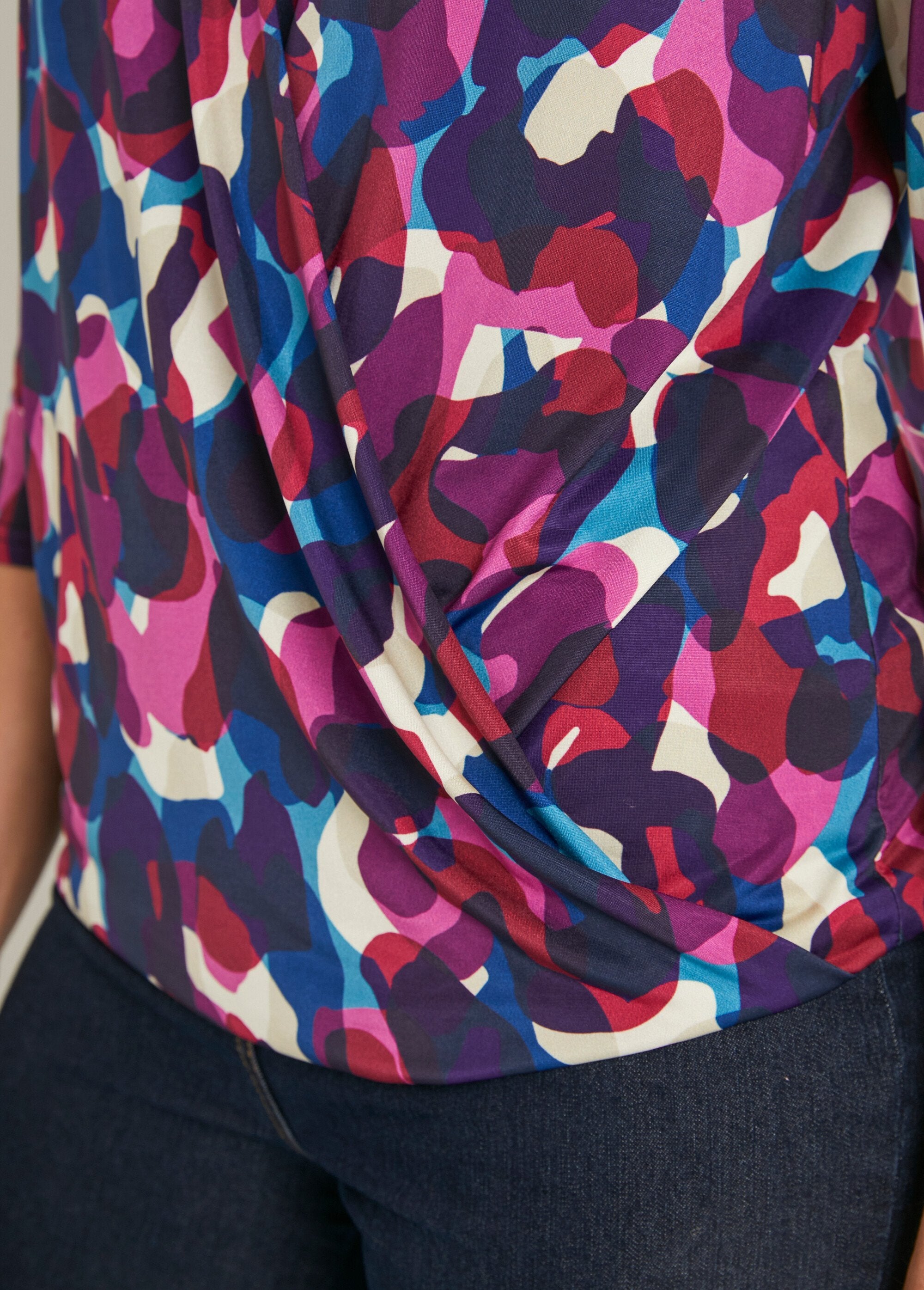 Camiseta_blusón_envolvente_de_manga_3/4_rosa_y_azul_DE2_slim