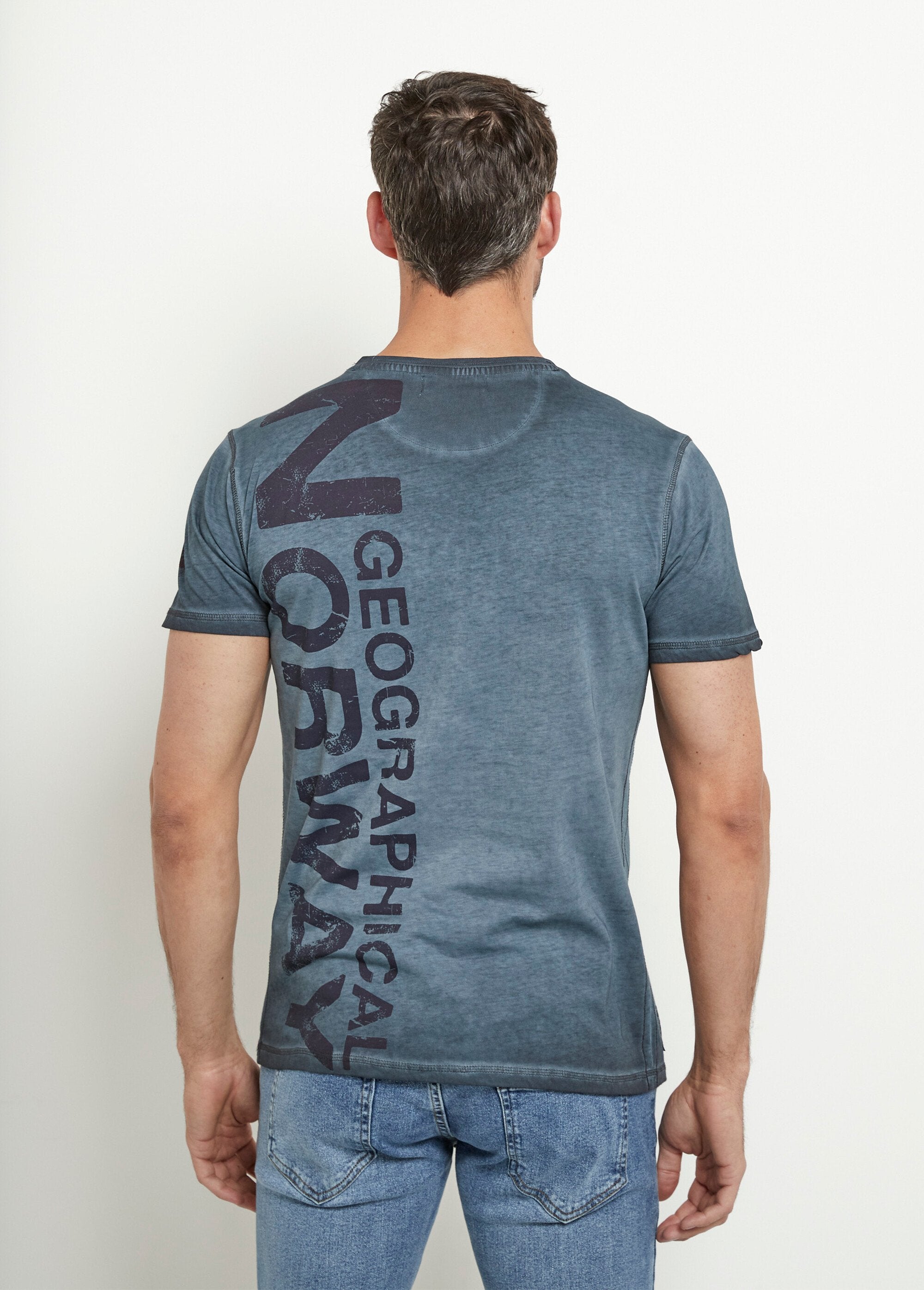 Camiseta_de_cuello_redondo_con_bandera_bordada_Marina_DO1_slim