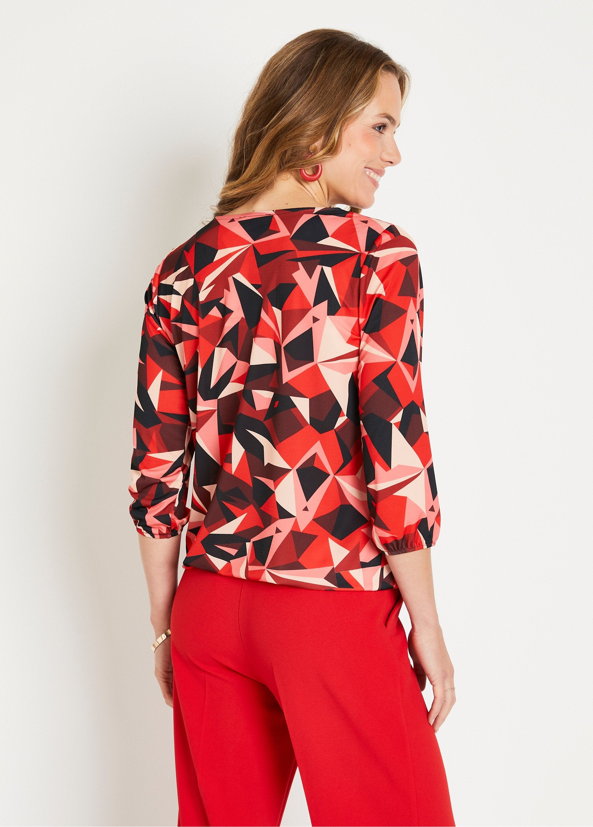 Camiseta_túnica_corta_con_estampado_gráfico_rojo_y_negro_DO1_slim