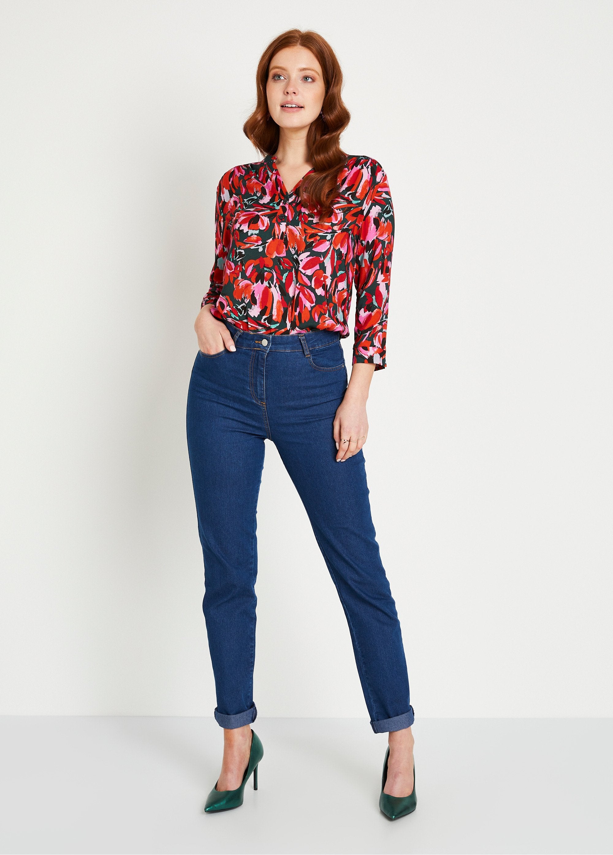 Túnica_floral_larga_y_acampanada_con_cuello_redondo_Verde_y_naranja_SF1_slim