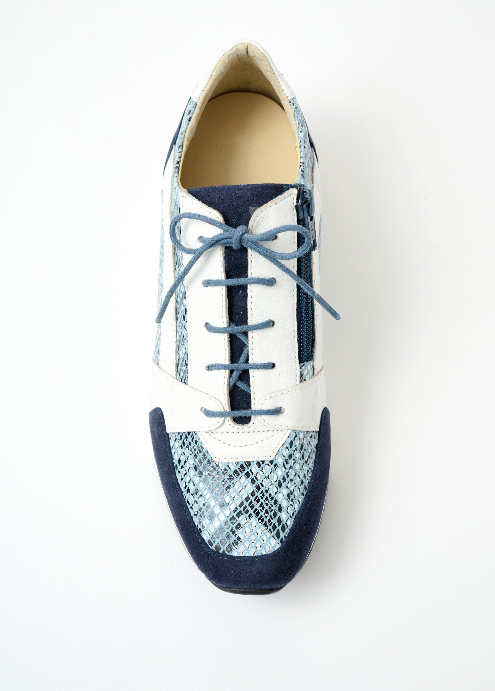 Zapatillas_cómodas_con_cordones_y_cremallera_azul_marino_y_blanco_OV1_slim