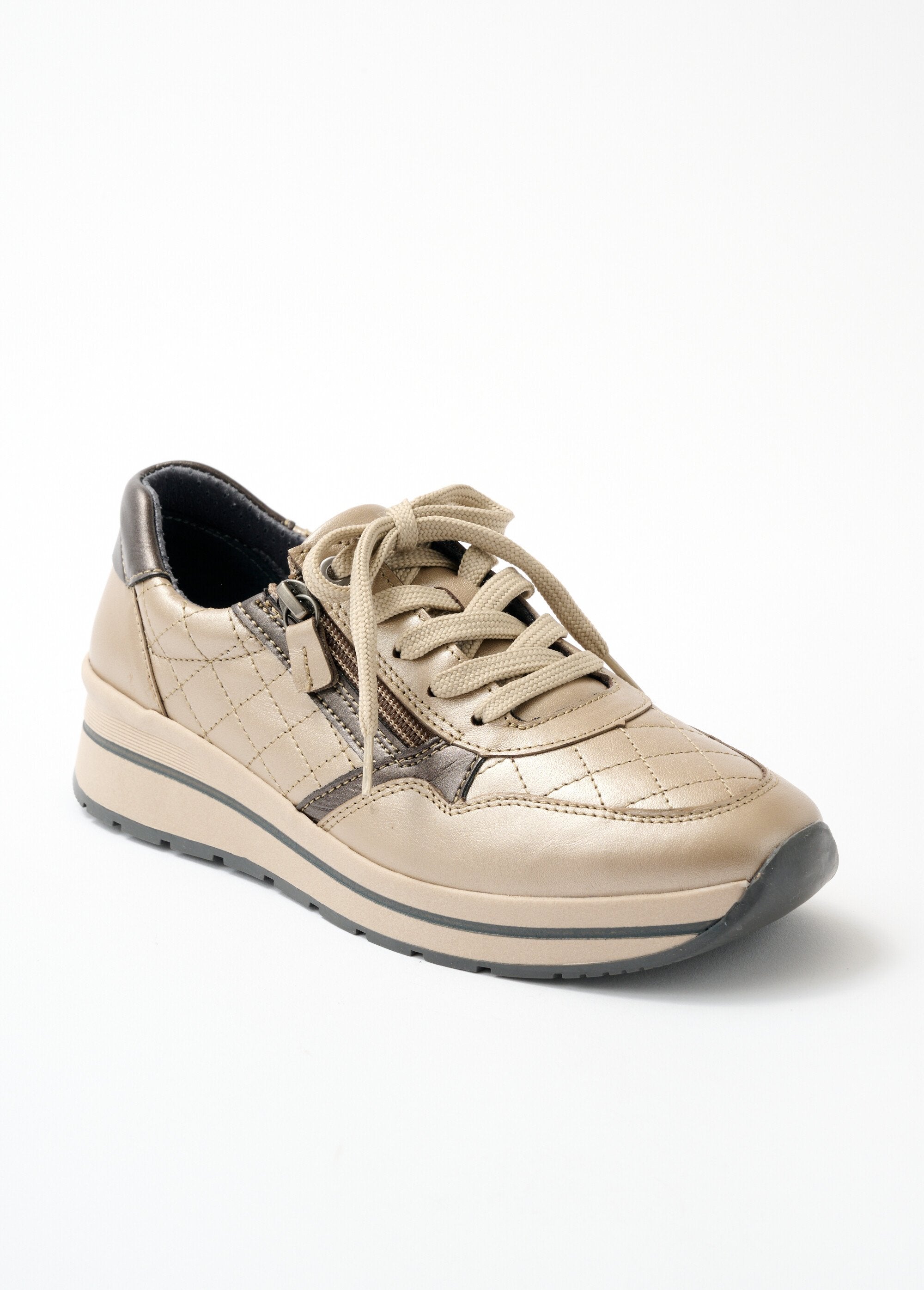 Zapatillas_cómodas_de_piel_con_cremallera_ancha_Beige_iridiscente_FA1_slim