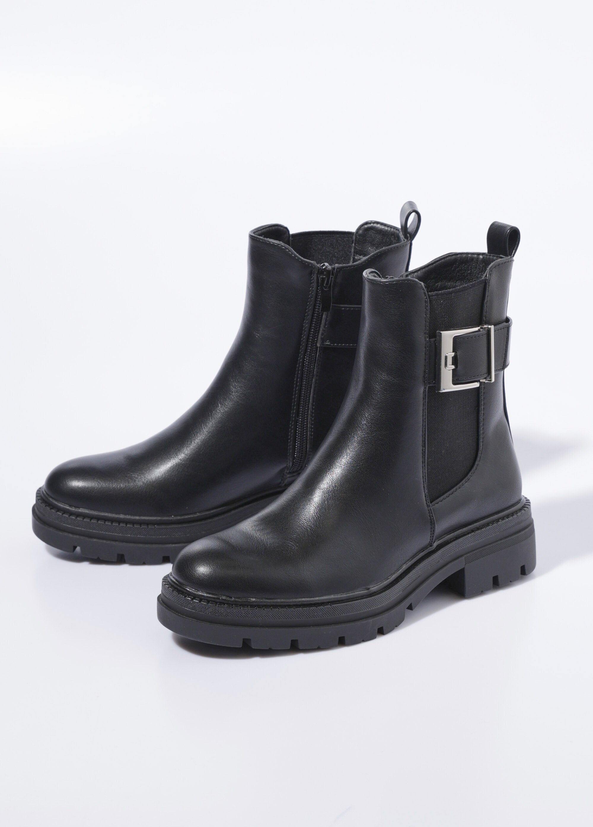 Chelsea_boots_semelle_crantée_et_boucle_Noir_DE1_slim