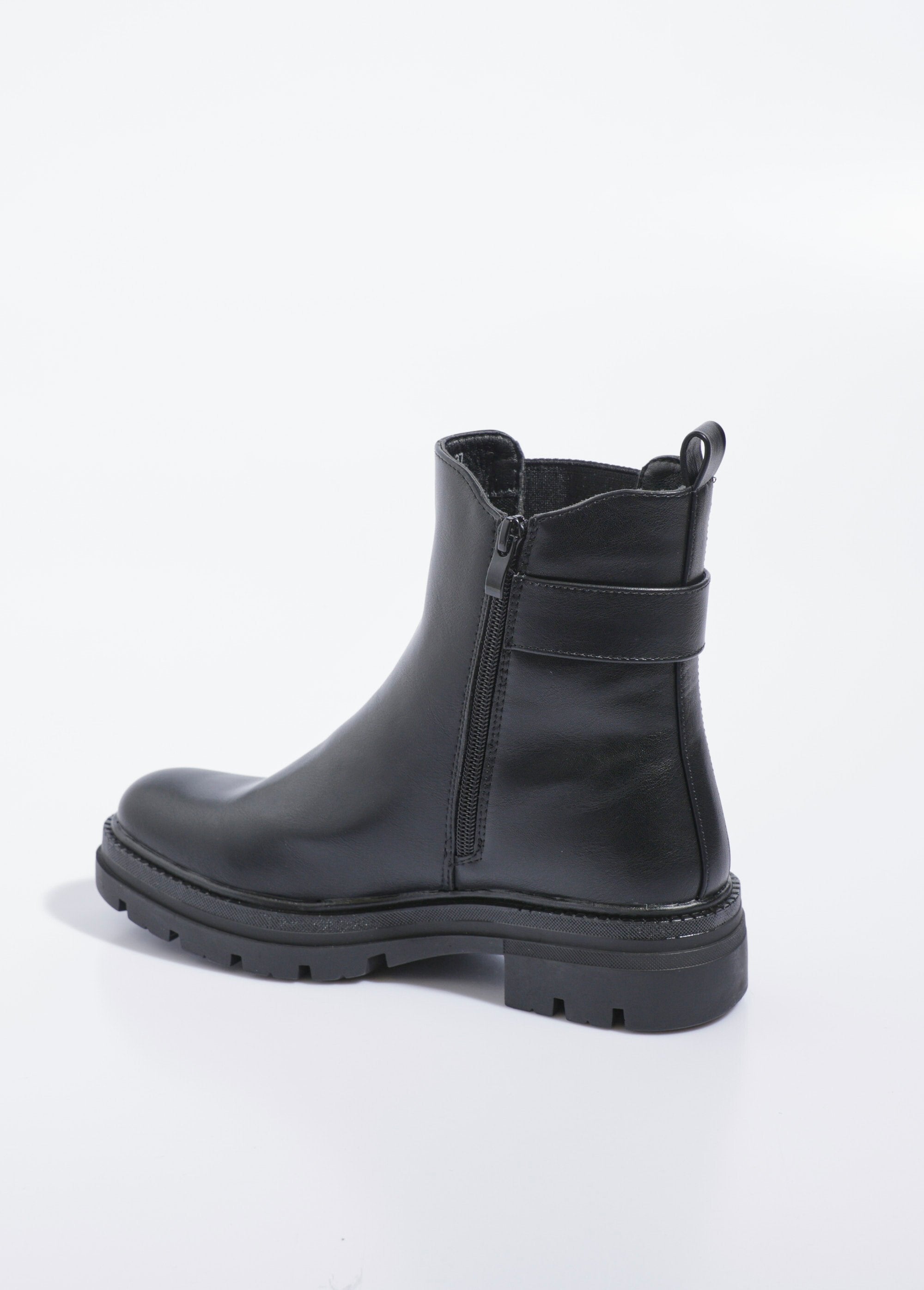 Chelsea_boots_semelle_crantée_et_boucle_Noir_DO1_slim