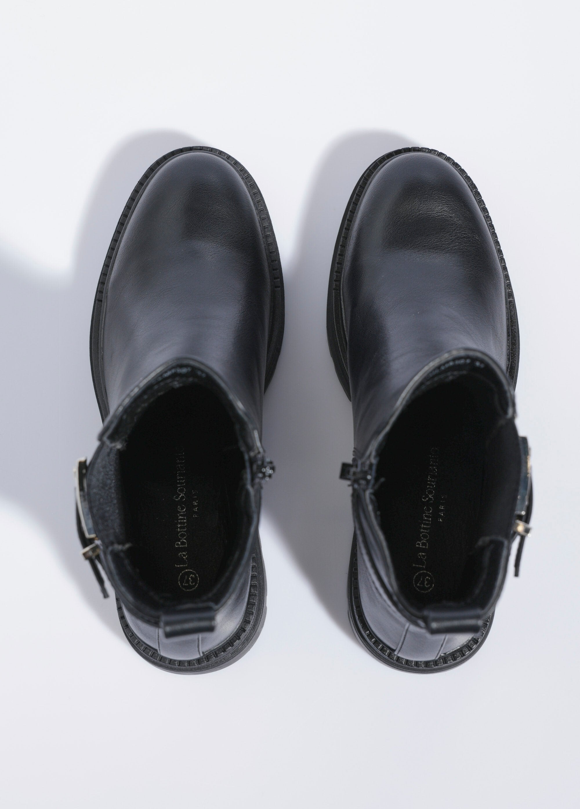 Chelsea_boots_semelle_crantée_et_boucle_Noir_OV1_slim
