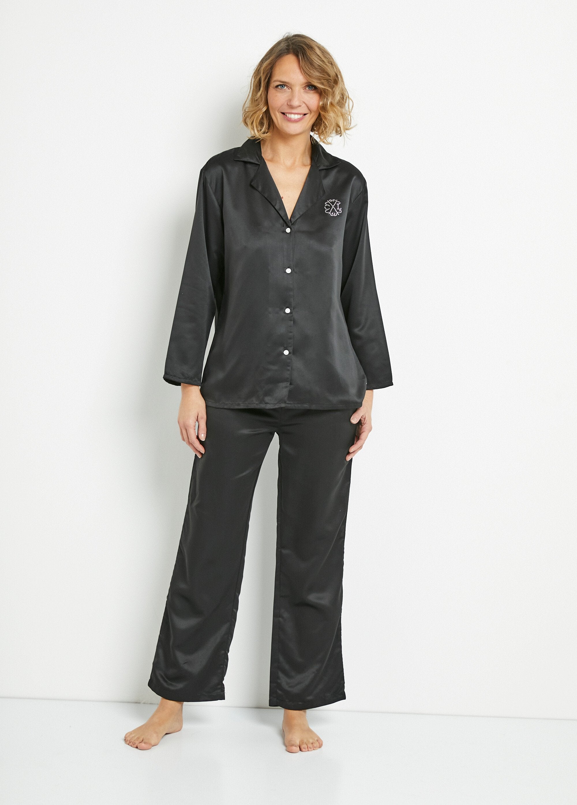 Chaqueta_de_pijama_de_satén_elegante_Negro_SF1_slim