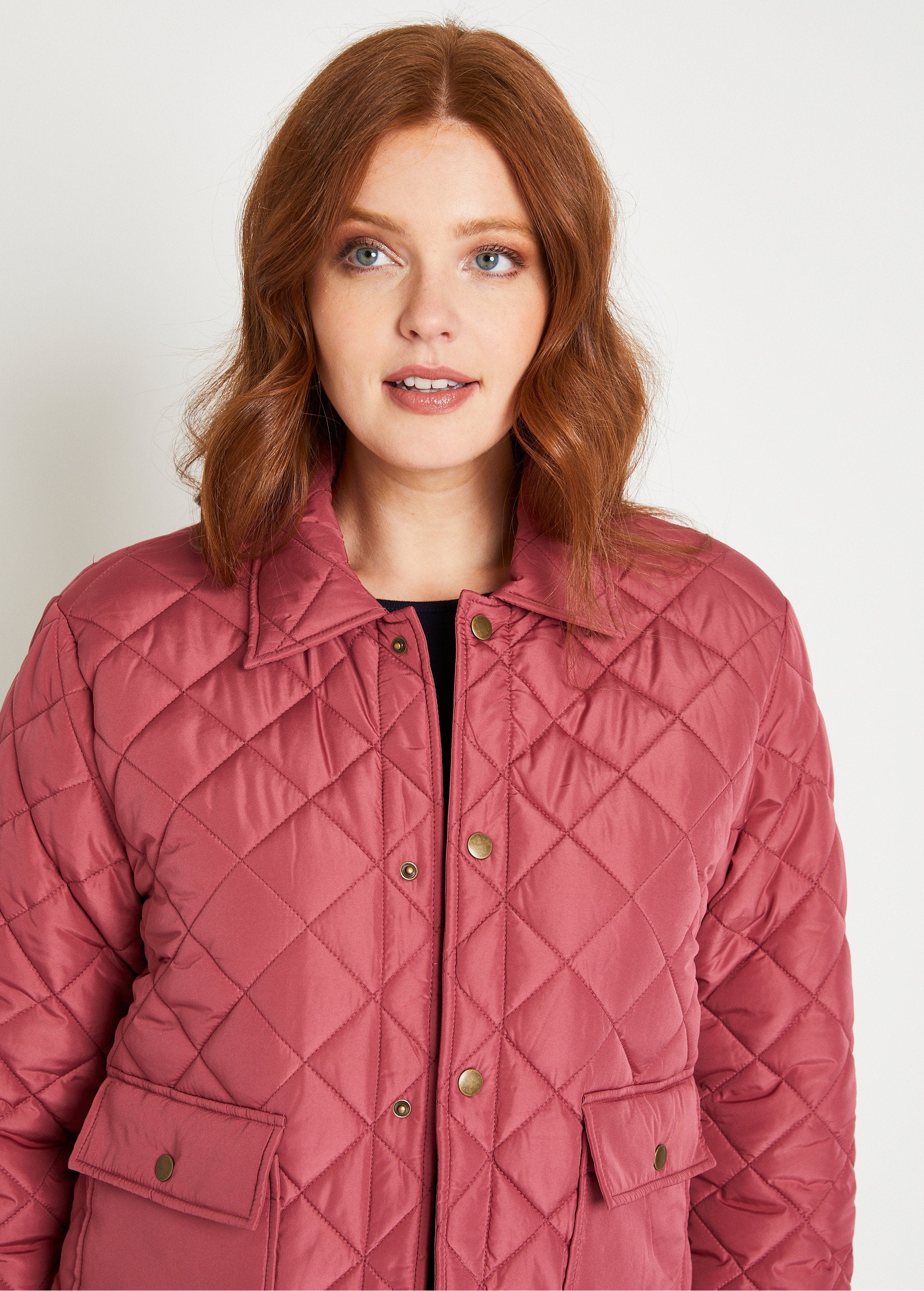 Chaqueta_ligera_de_plumón_acolchado_con_botones_a_presión_Vieux_rose_DE1_slim