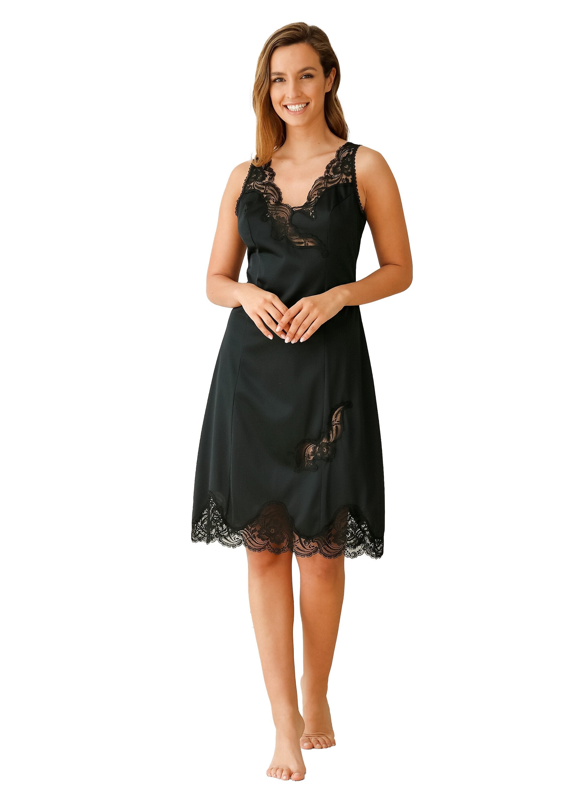 Vestido_lencero_antiestático_de_encaje_Calais_Negro_FA1_slim