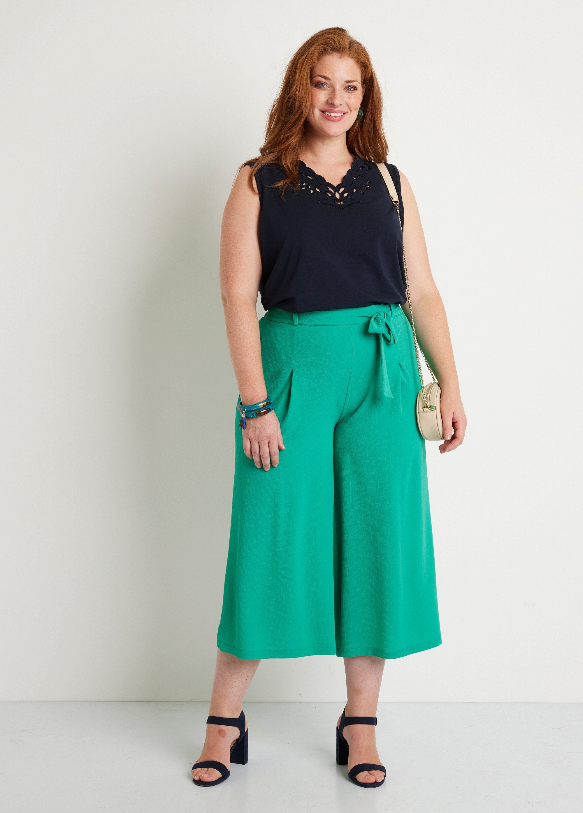 Pantalón_culotte_largo_cintura_elástica_Verde_liso_SF1_curvy