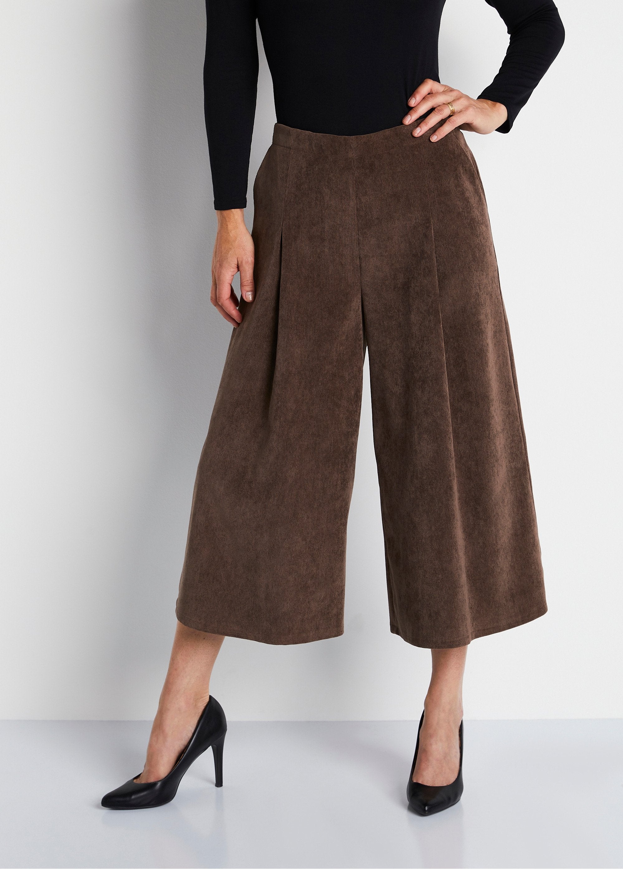 Pantalón_culotte_largo_milrayas_terciopelo_Lunar_FA1_slim