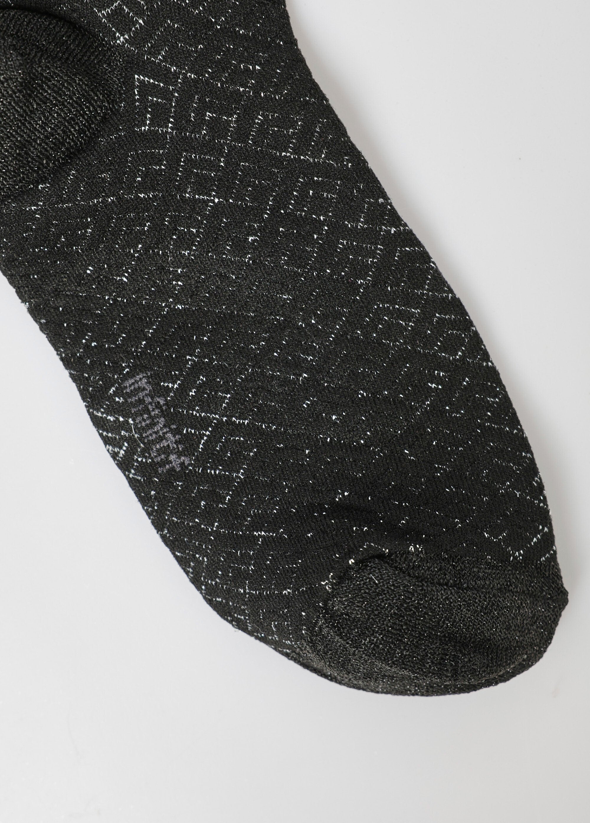 Par_de_calcetines,_estampado_metálico._Negro_DE2_slim