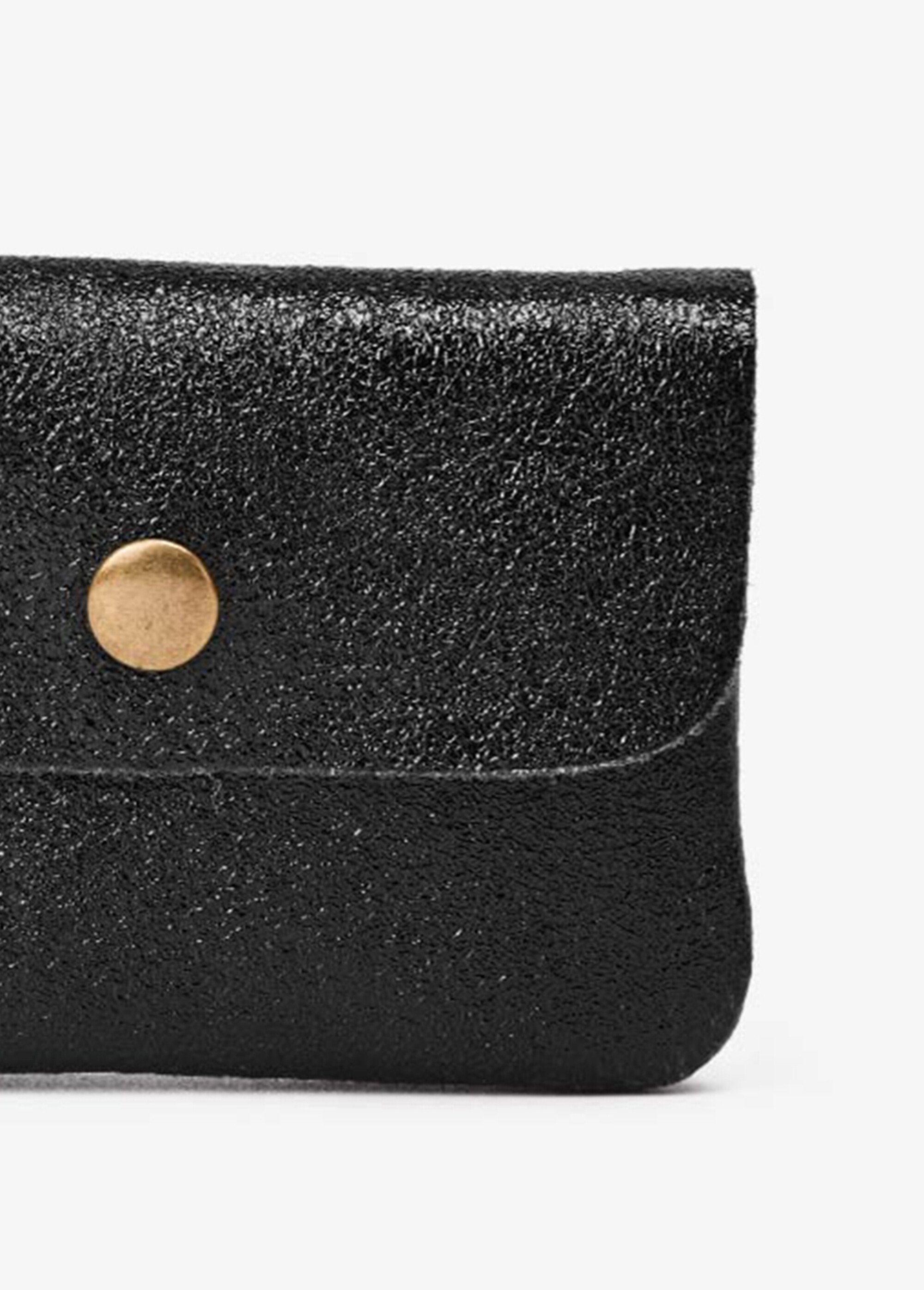 Cartera_pequeña_de_piel_metalizada_Noir_DE1_slim