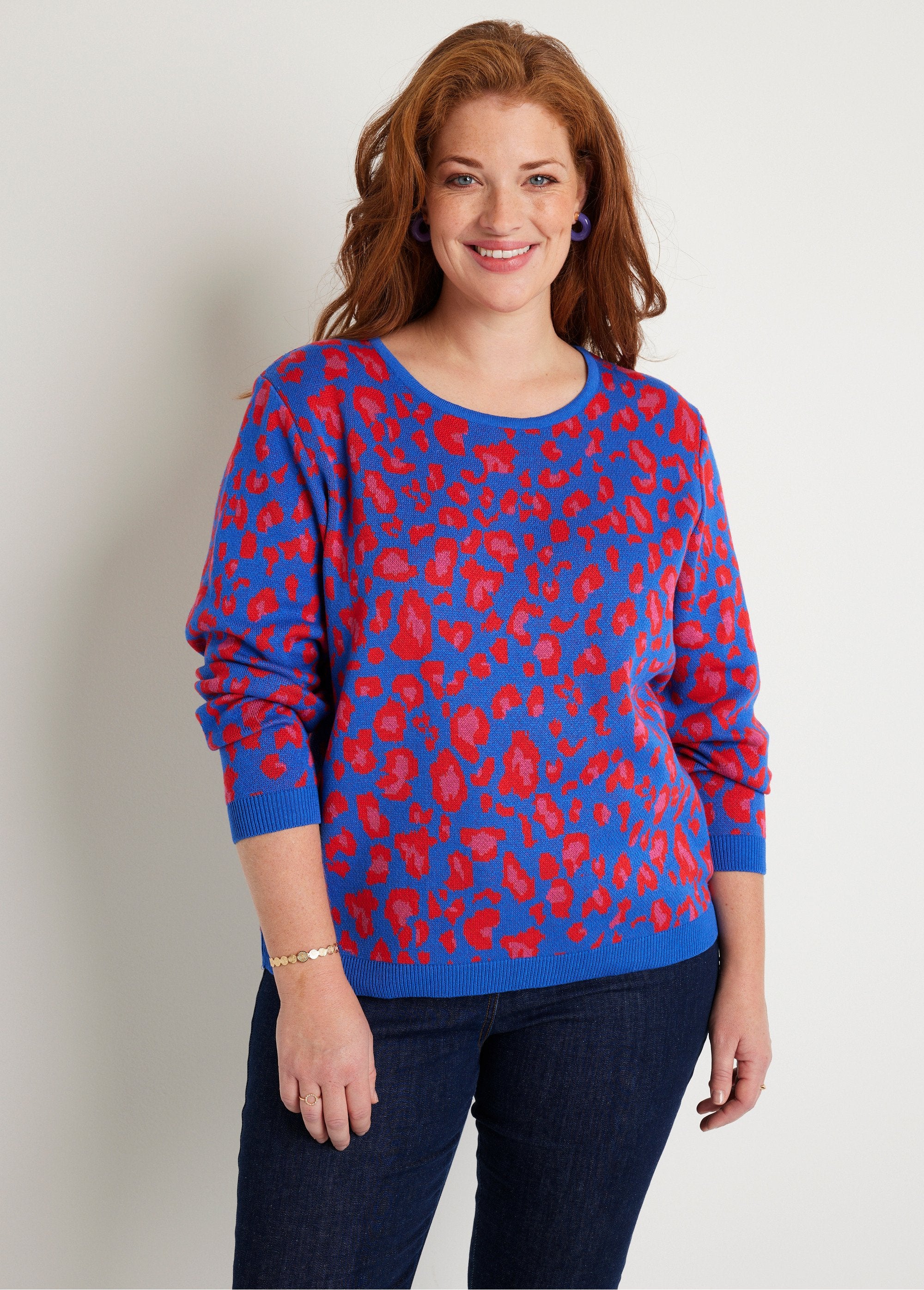 Jersey_cuello_redondo_estampado_leopardo_Azul_FA1_curvy