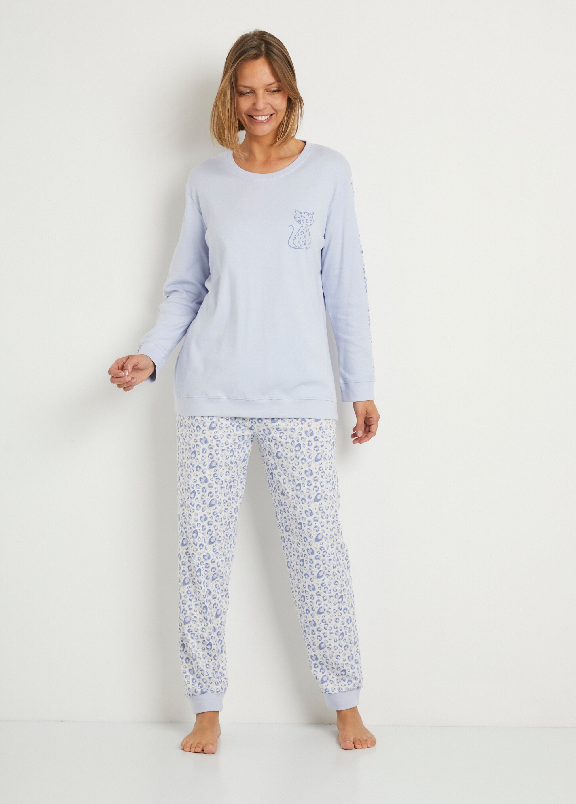 Pijama_de_algodón_interlock_de_manga_larga_Azul_y_estampado_FA1_slim