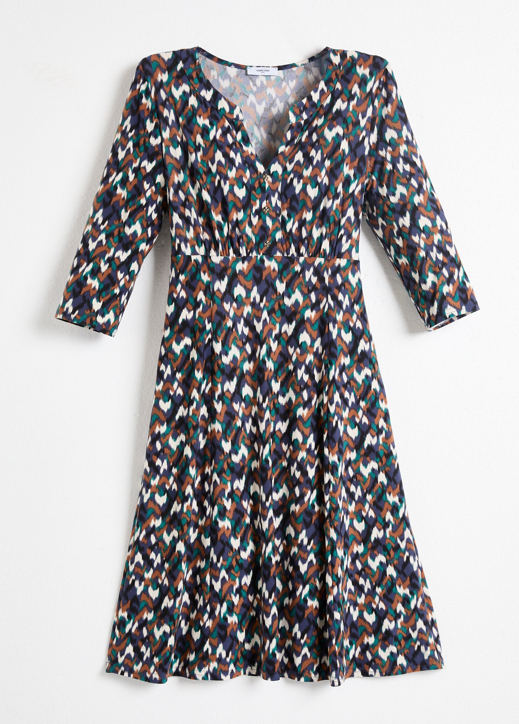 Vestido_corto_evasé_con_mangas_3/4_y_estampado_gráfico_azul_marino_y_verde_AP1_slim