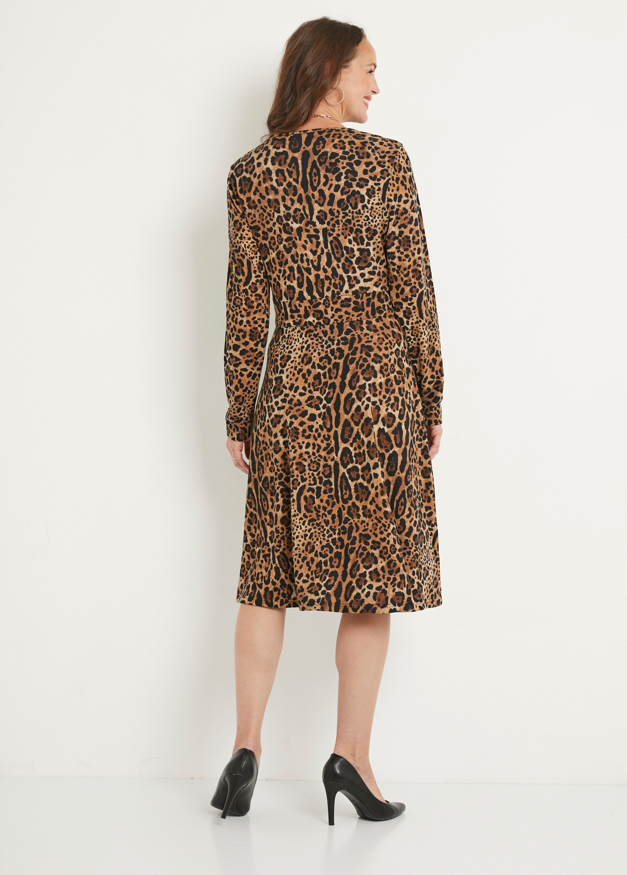 Vestido_corto_con_estampado_de_leopardo_Noir_et_marron_DO1_slim