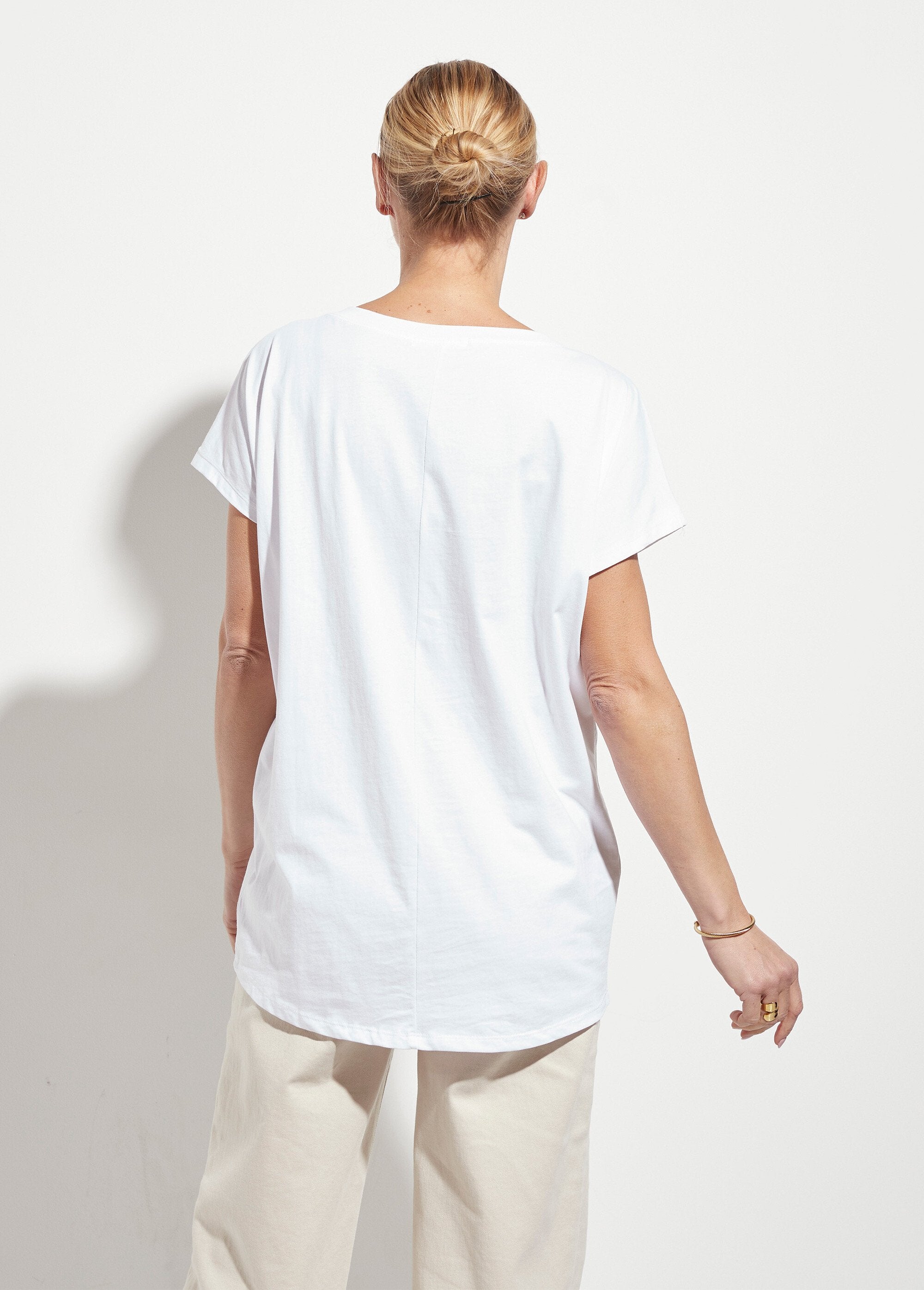 Camiseta_de_cuello_redondo_con_estampado_Love_brillante_Blanco,_Blanca_DO1_slim