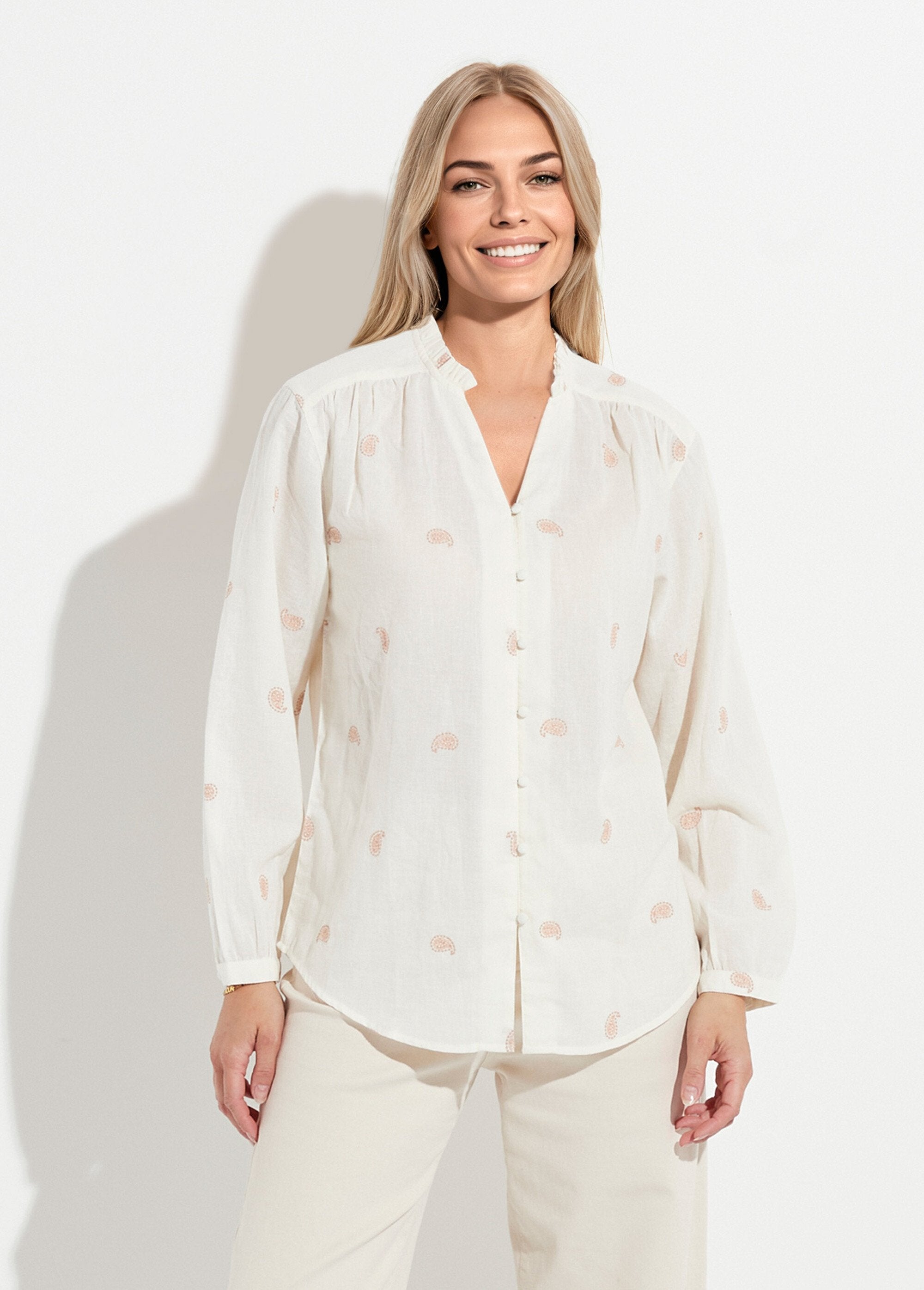 Túnica_de_gasa_de_algodón_bordada_con_cuello_con_volantes_Crudo_y_beige_FA1_slim
